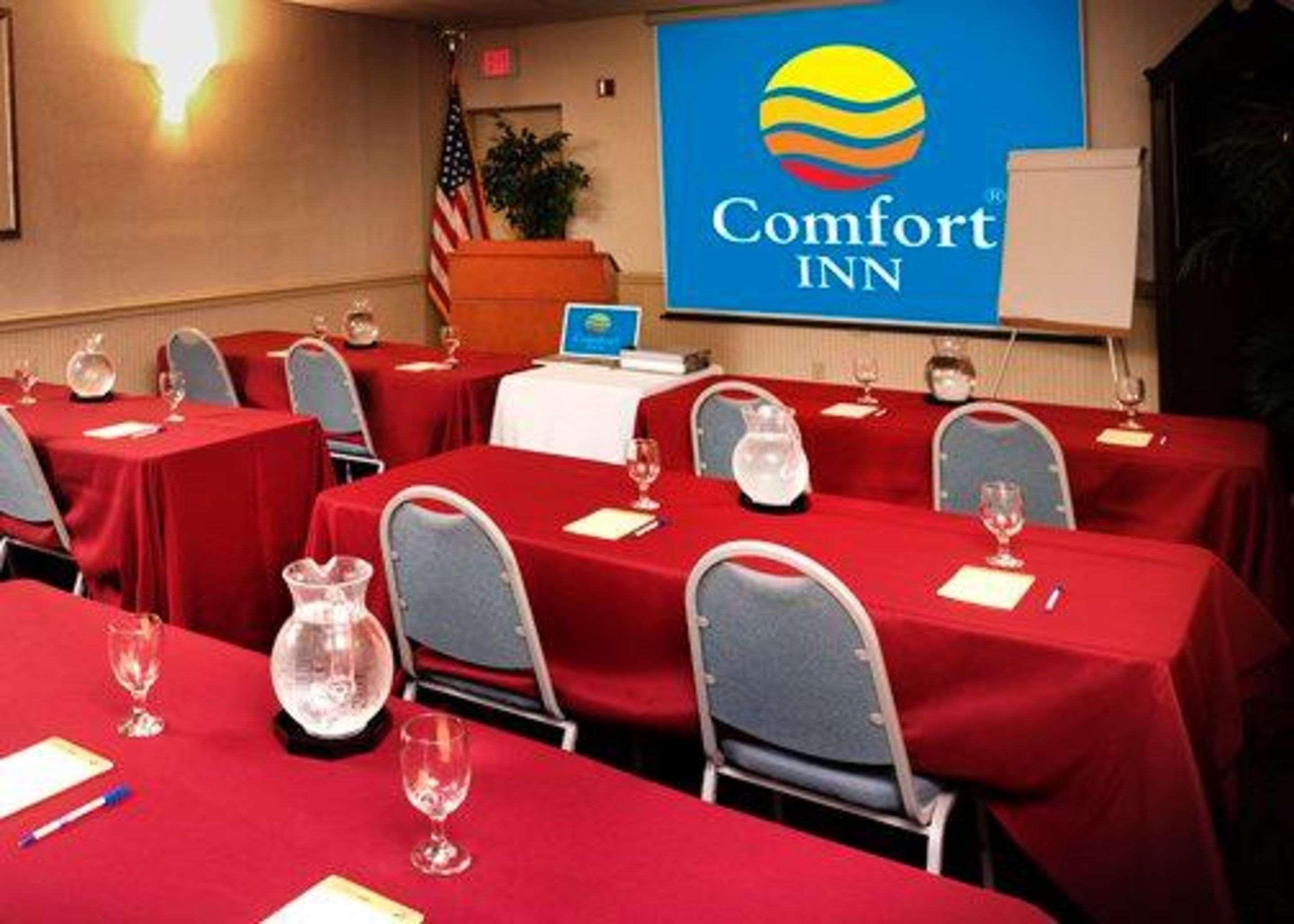 Comfort Oceanside Deerfield 3*