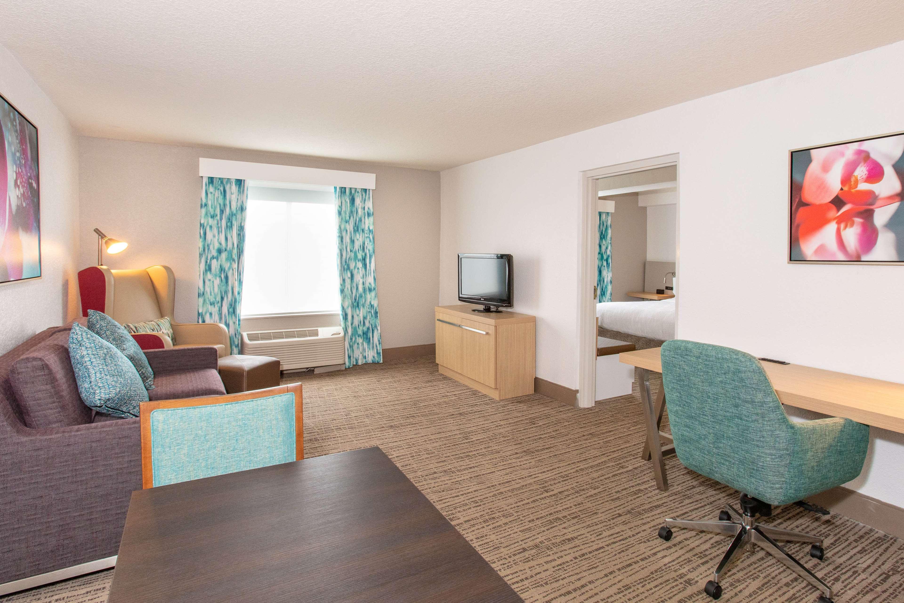 Hotel Hilton Garden Airport