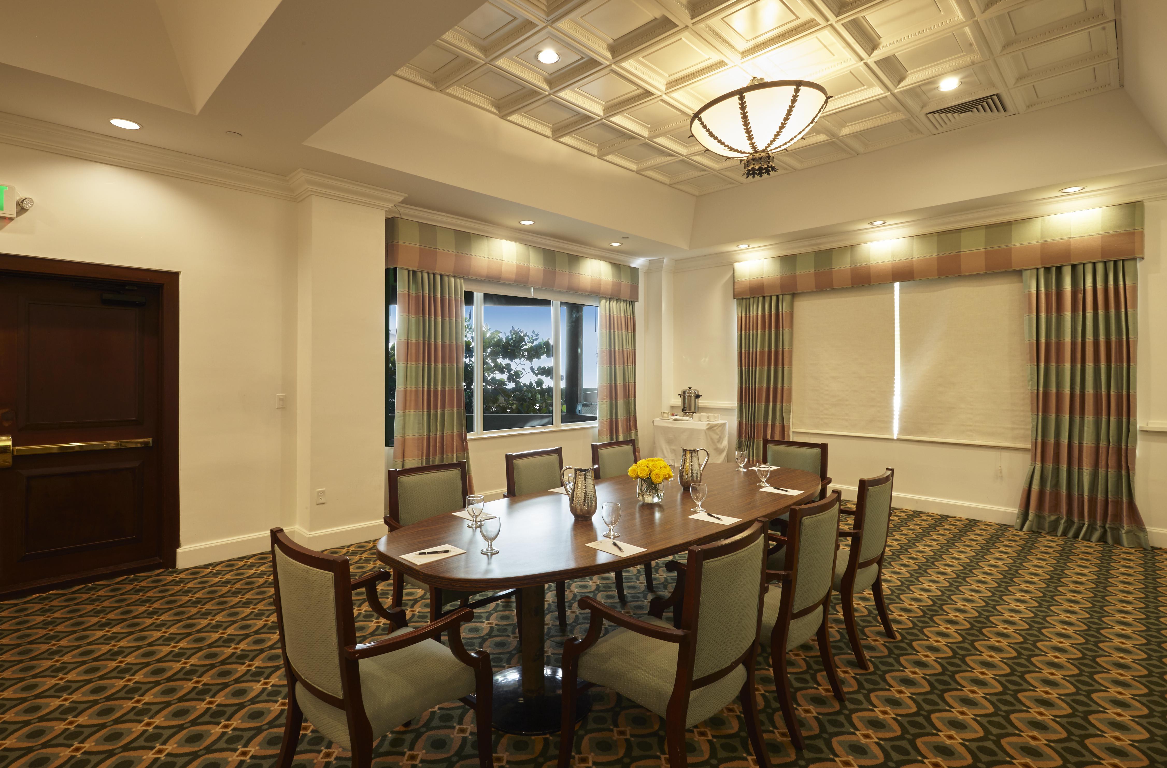 Sea View 3* Bal Harbour