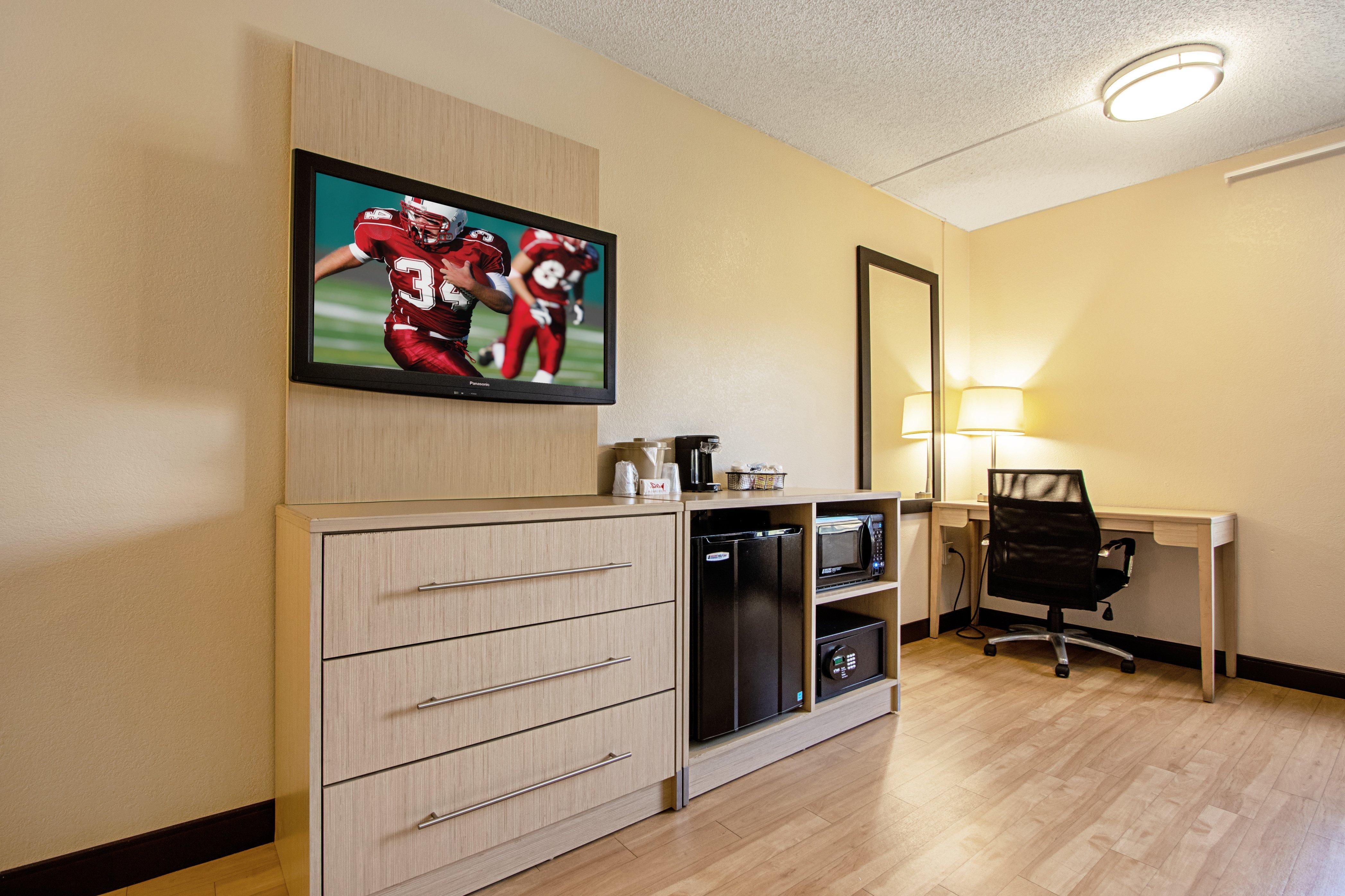 Red Roof Plus+ West Palm Hotel 3*