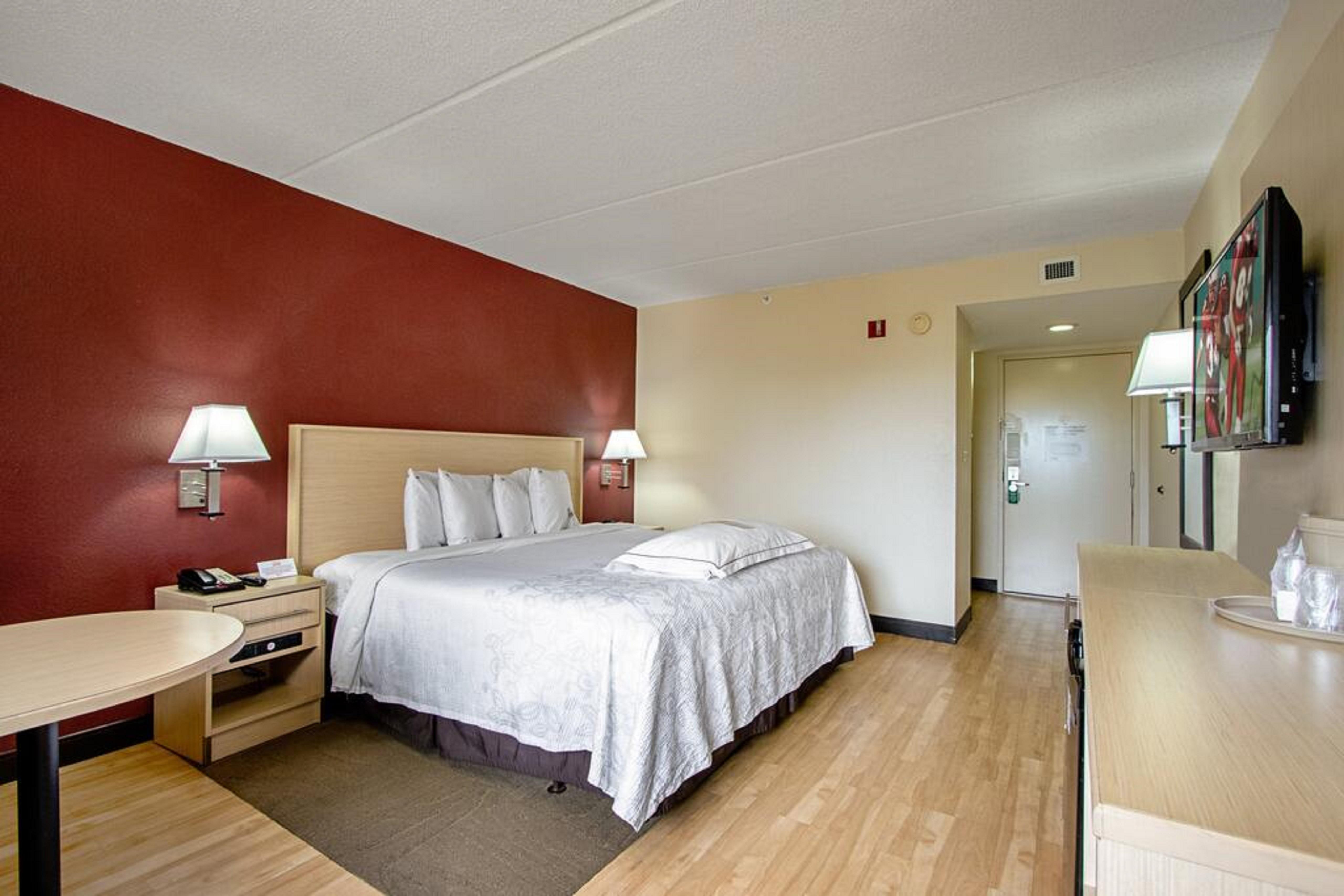 Red Roof Plus+ West Palm Hotel West Palm Beach