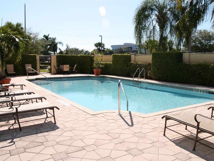 Hotel Hampton Palm Gardens 3*