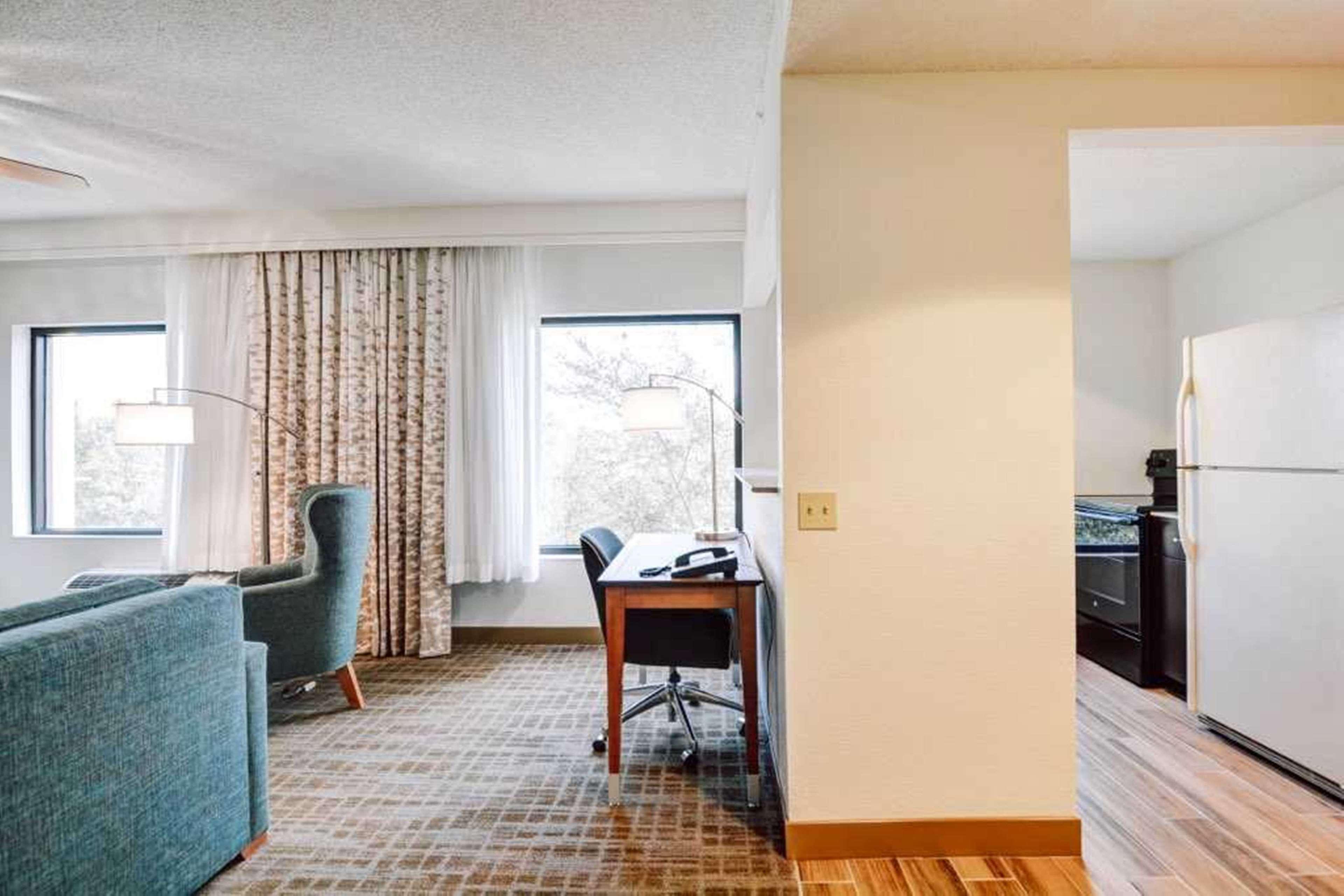 Hotel Hampton Palm Gardens 3*