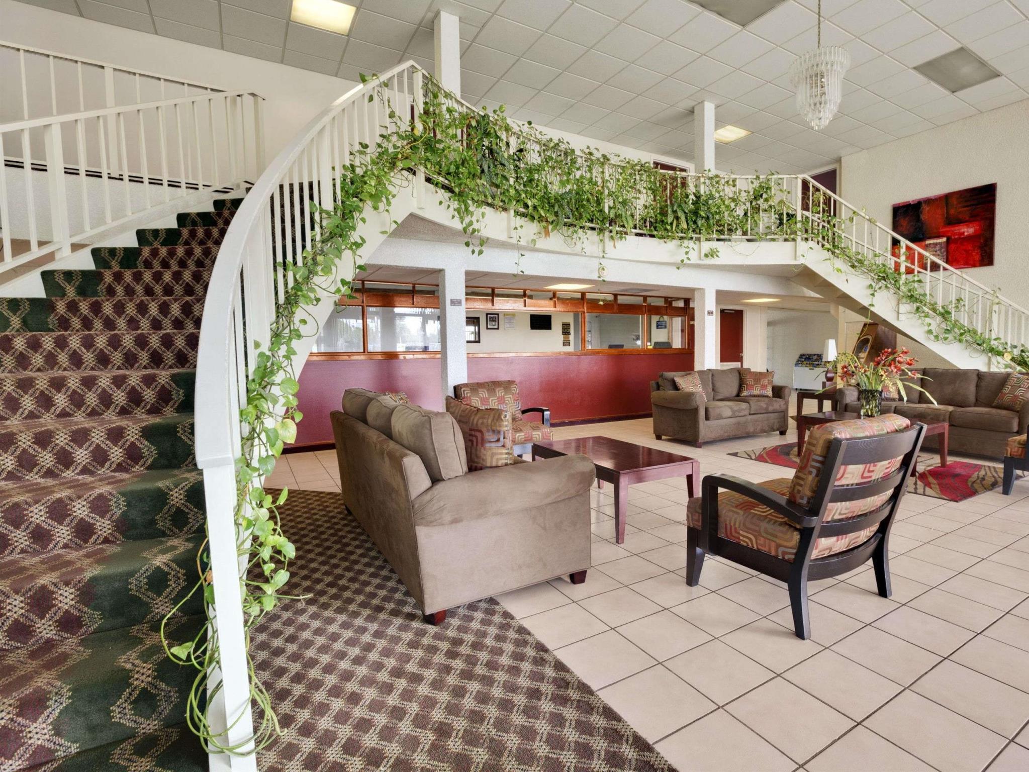 Days By Wyndham Pierce Midtown Hotel 2*
