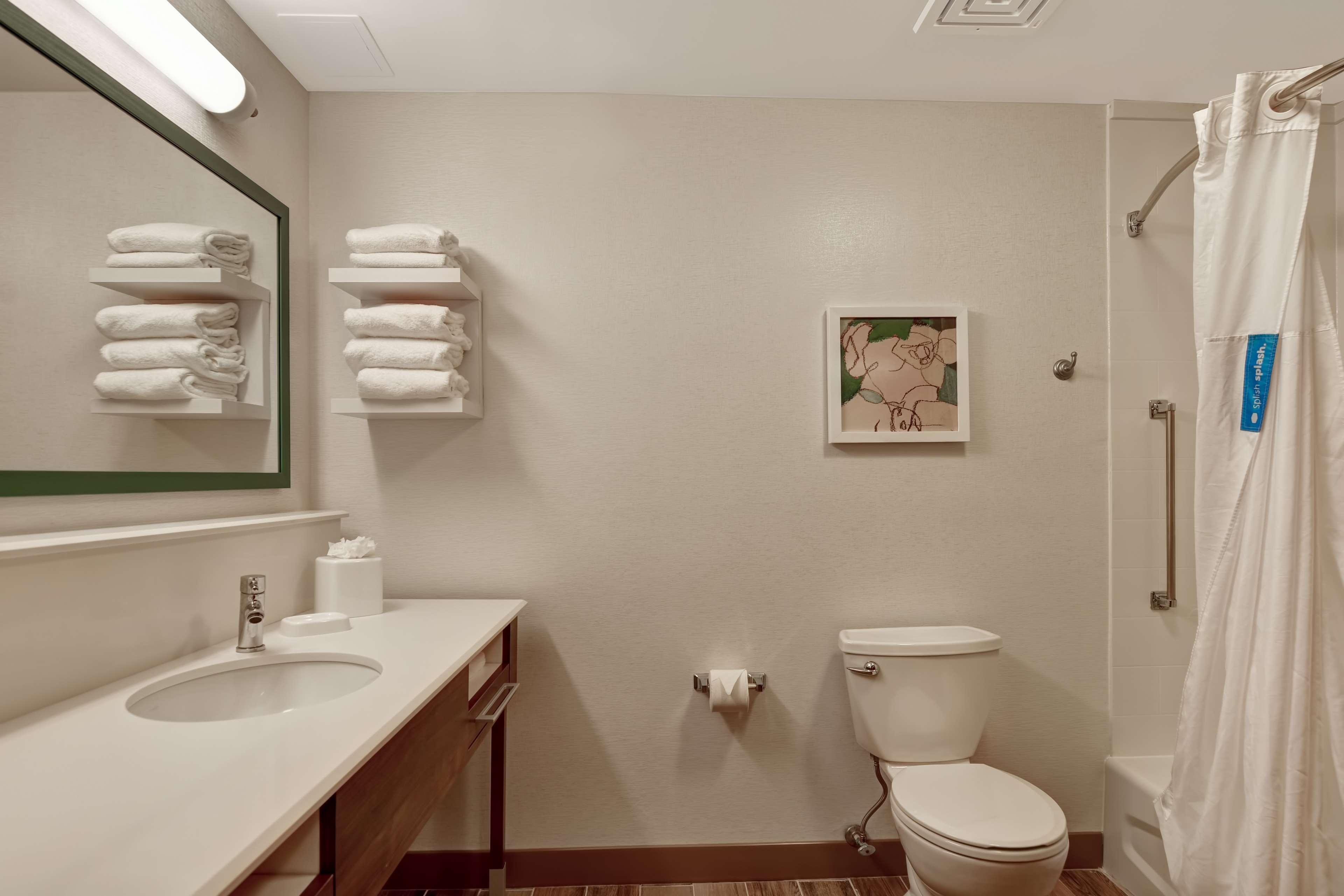 Hampton Palm Gardens Hotel