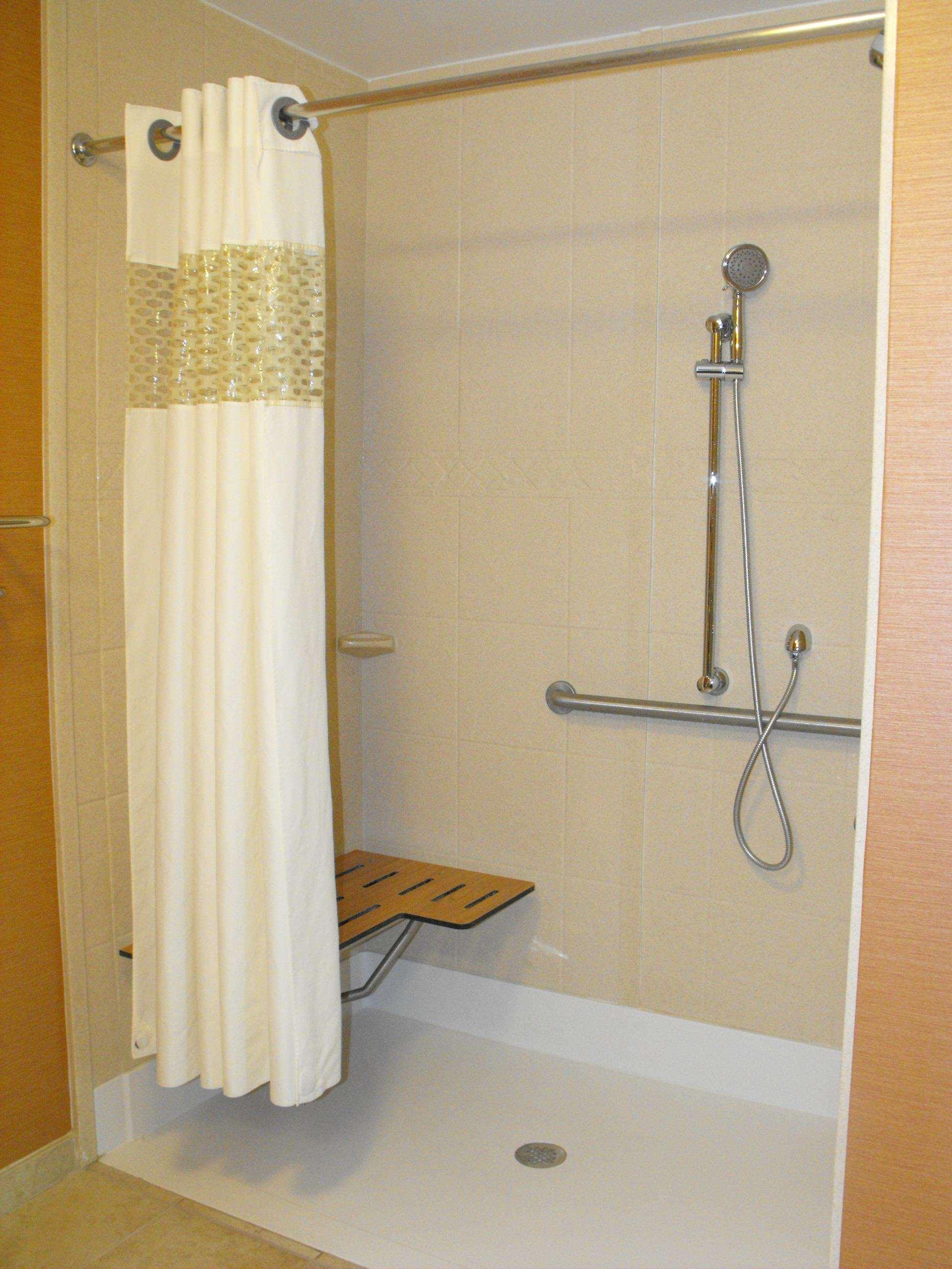 Hampton & Miami South Hotel 3*