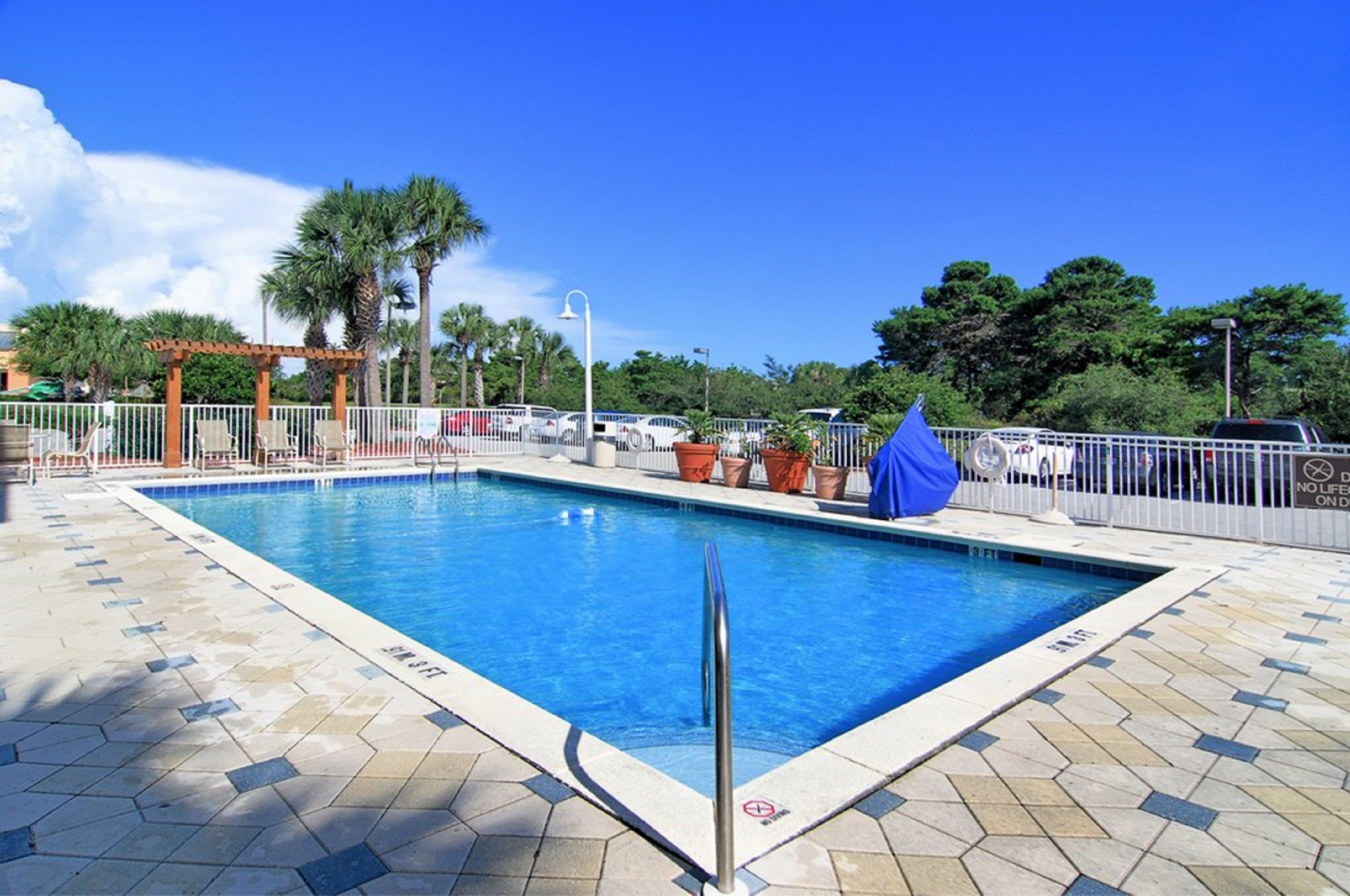 Hotel Express E - Commons Mall Area By Ihg Destin