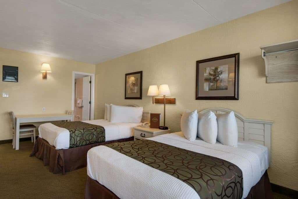 Ramada By Wyndham Panama / Beachfront Hotel Panama City Beach