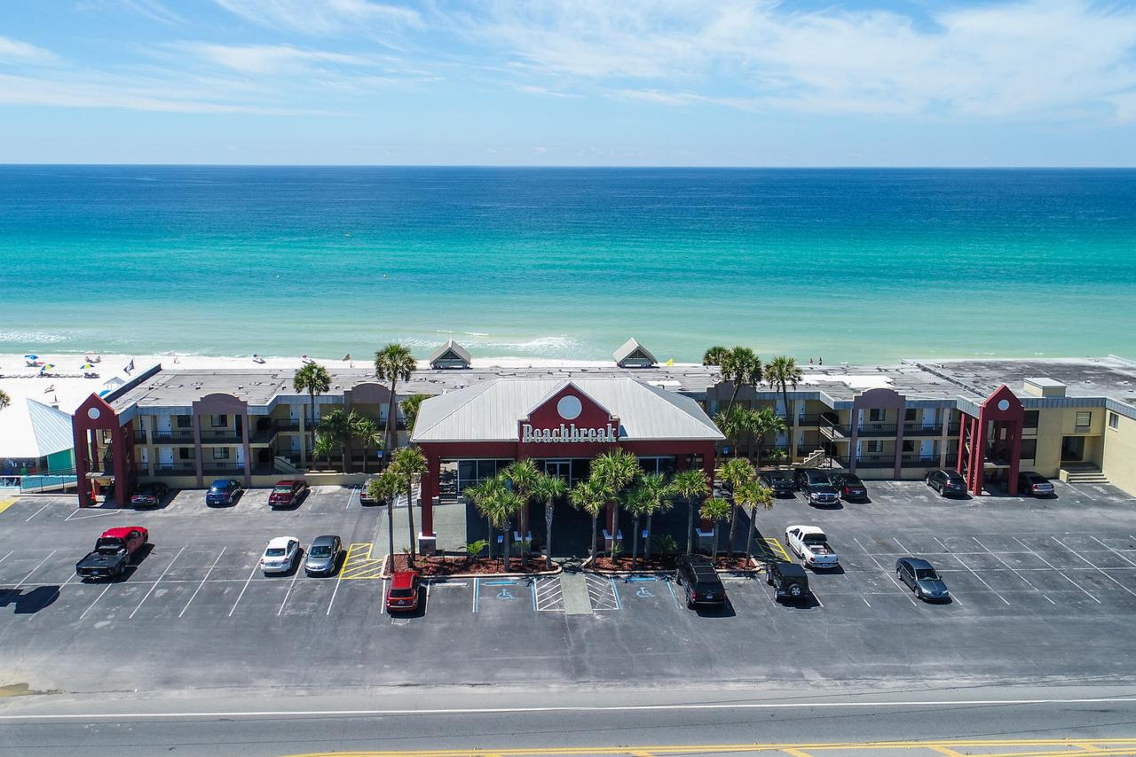 Hotel Ramada By Wyndham Panama / Beachfront 3*