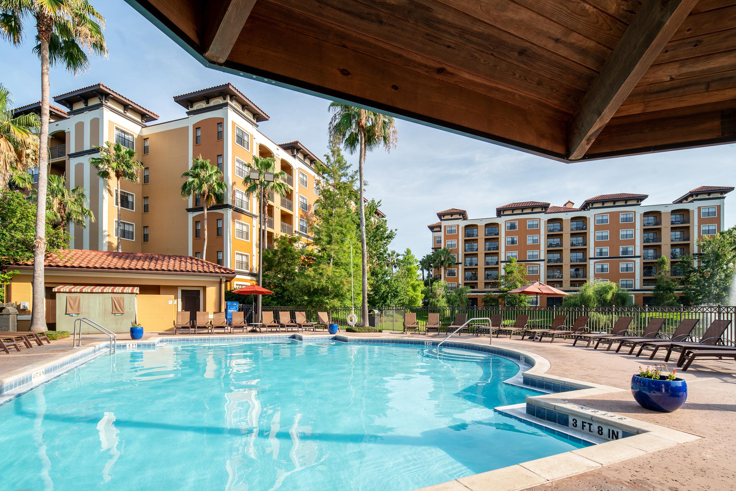 Floridays Orlando Two & Three Bed Williamsburg