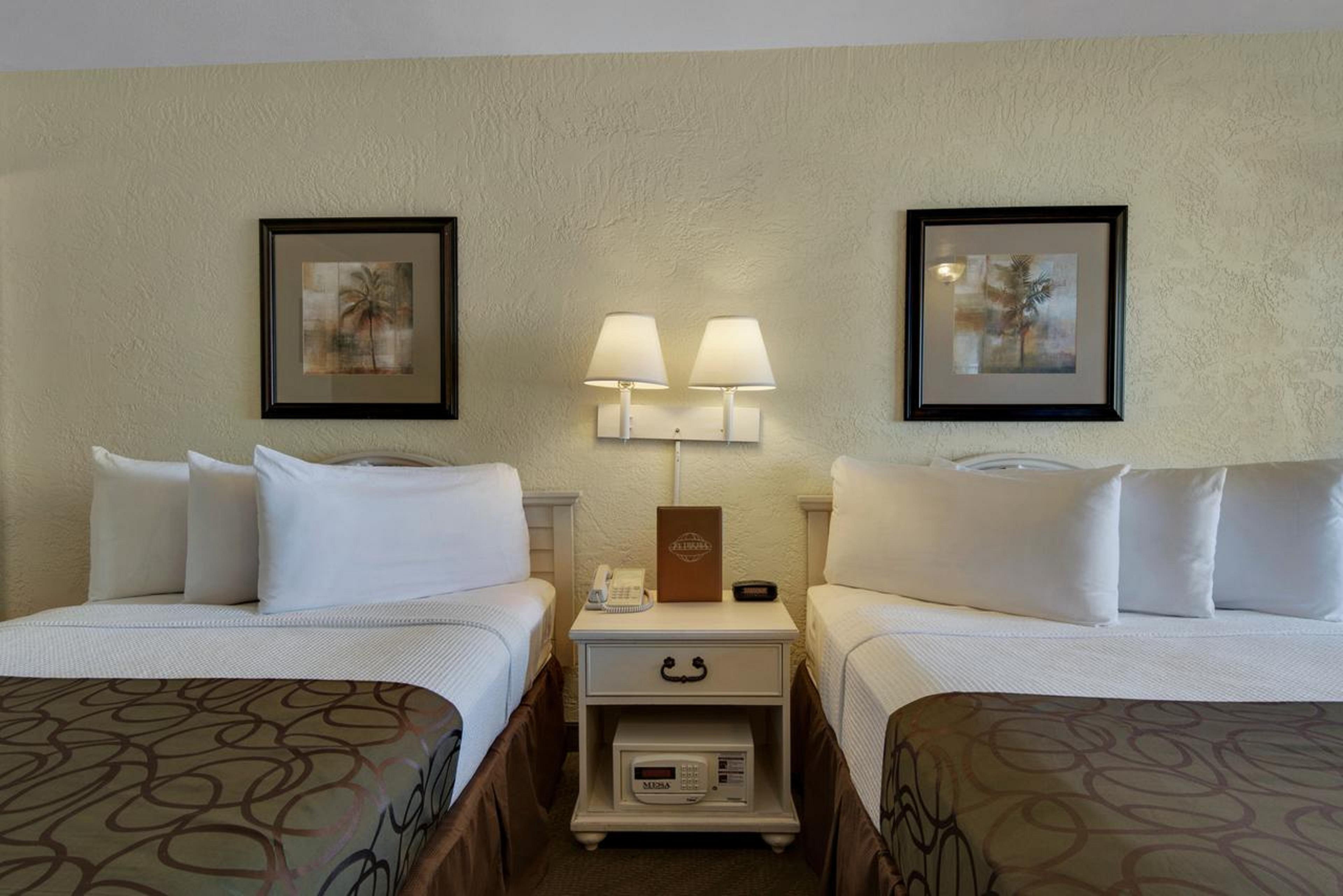 Ramada By Wyndham Panama / Beachfront Hotel