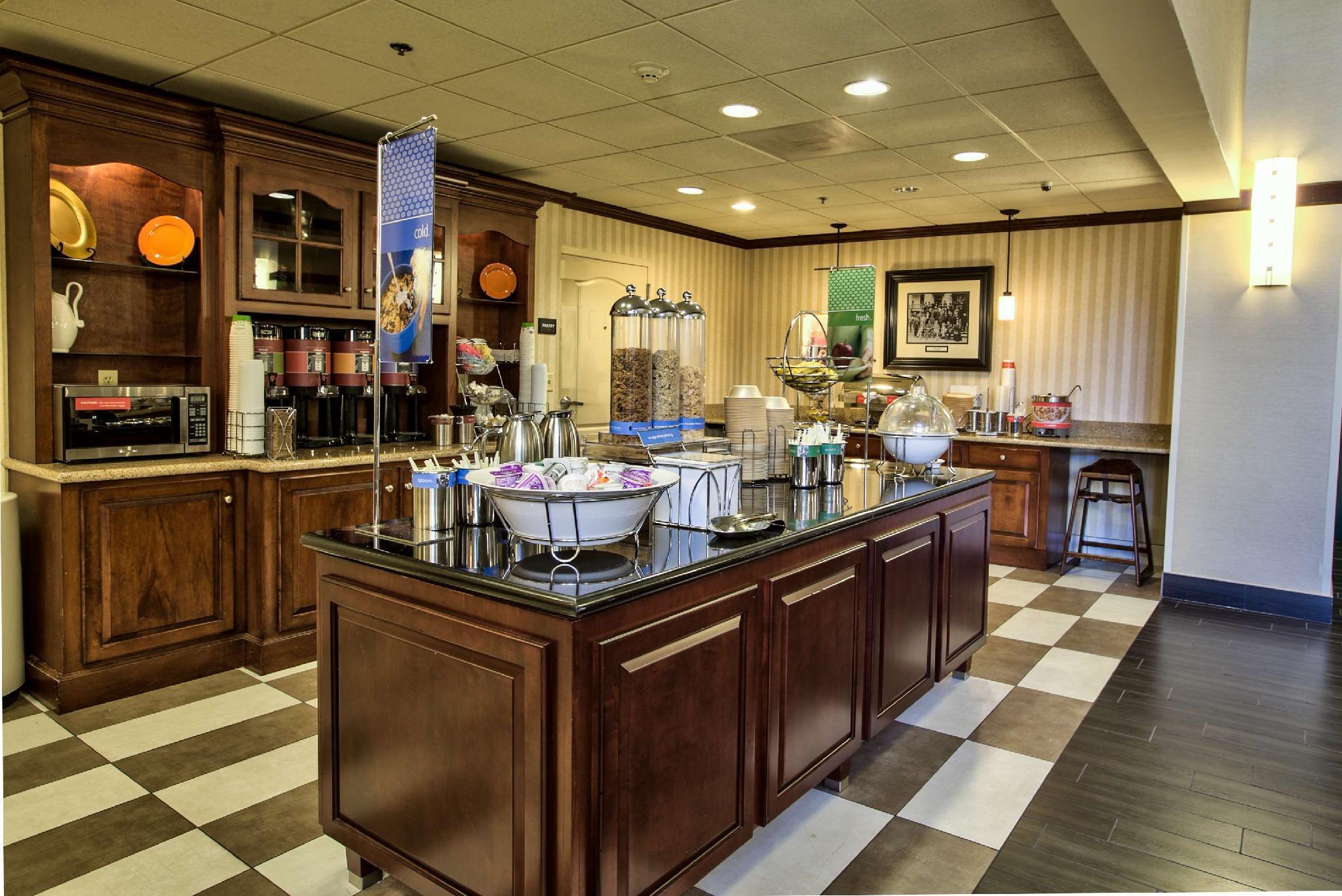 Hampton & I-10-thomasville Road Hotel