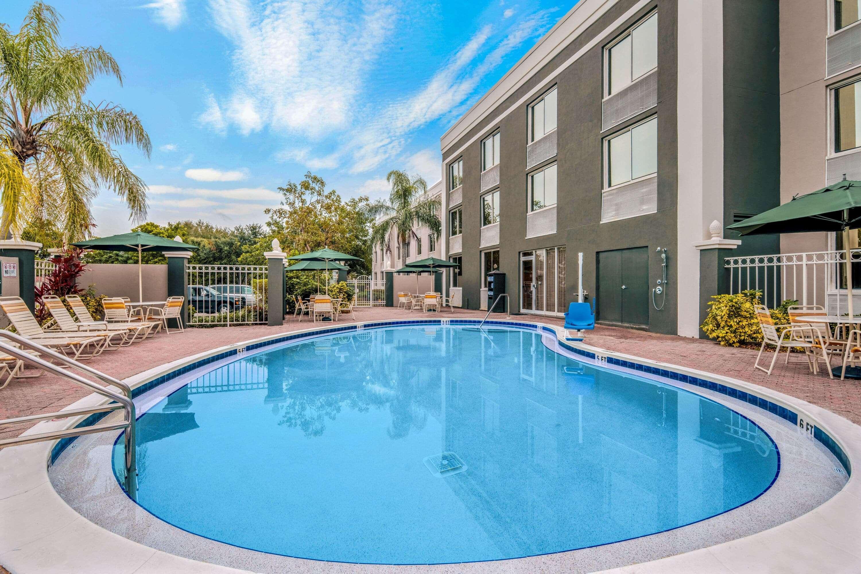 La Quinta By Wyndham Downtown Hotel
