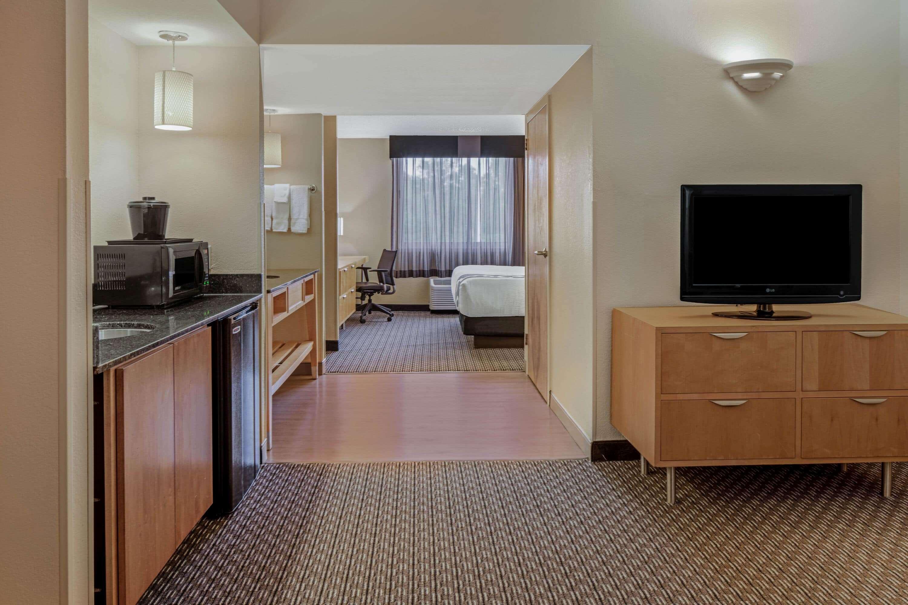 La Quinta By Wyndham Downtown Hotel