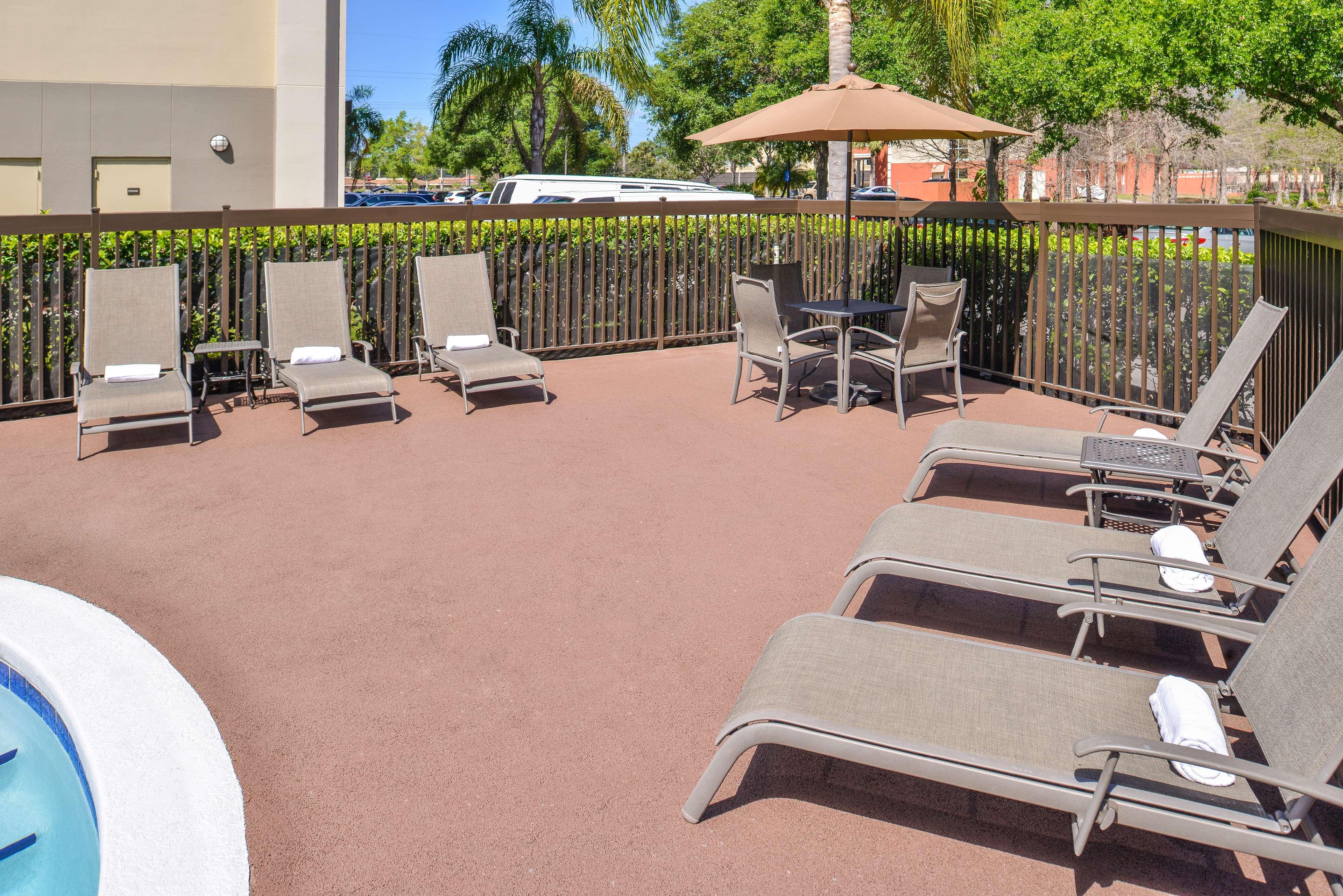 Hampton Closest To Universal Hotel