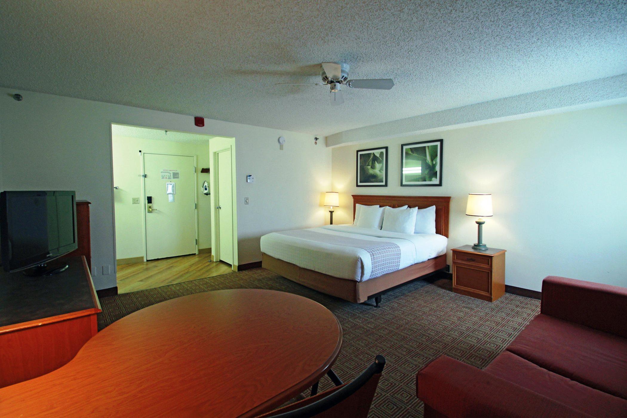 La Quinta By Wyndham Orlando South Williamsburg