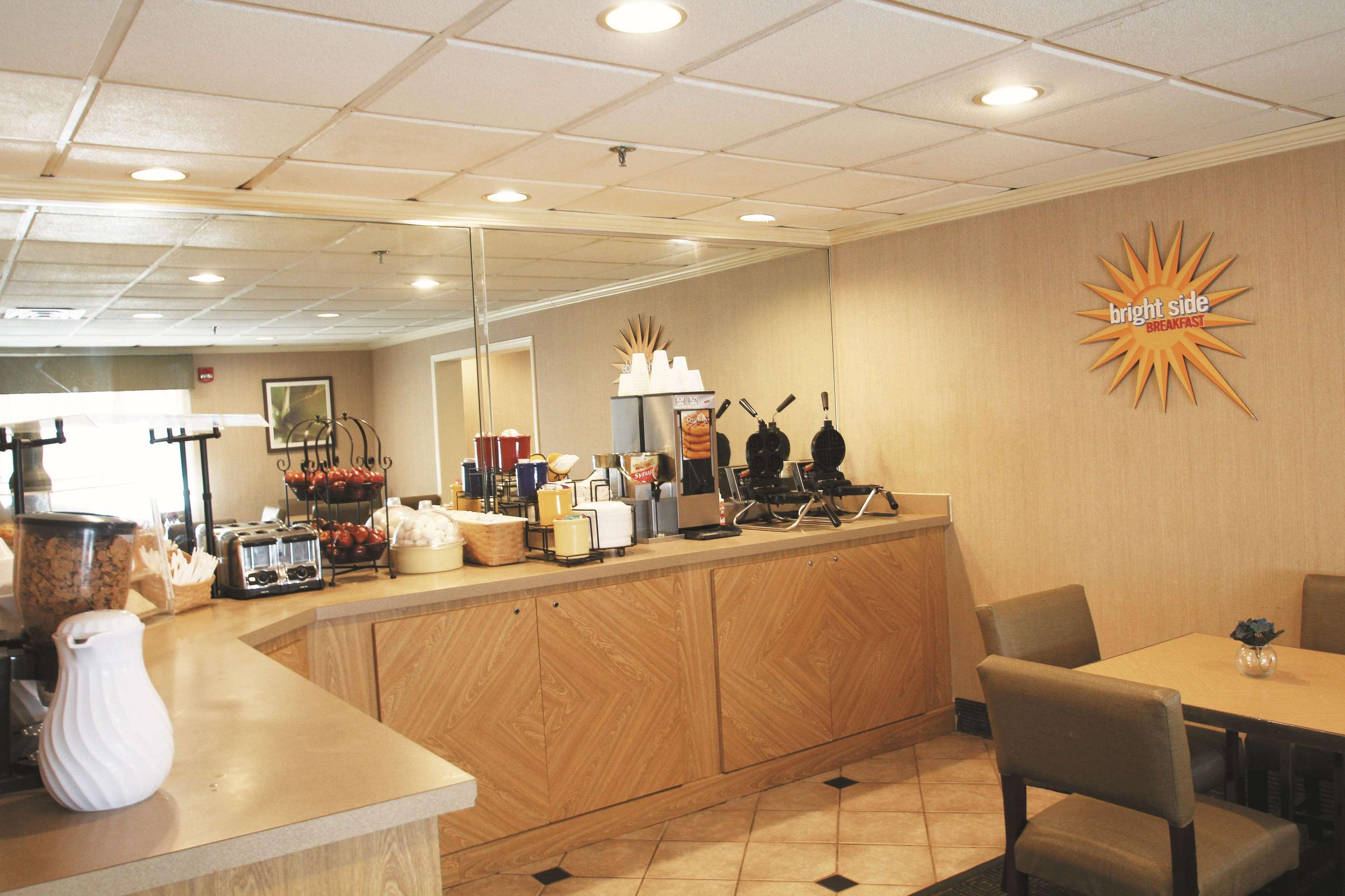 Hotel La Quinta By Wyndham Orlando South Williamsburg