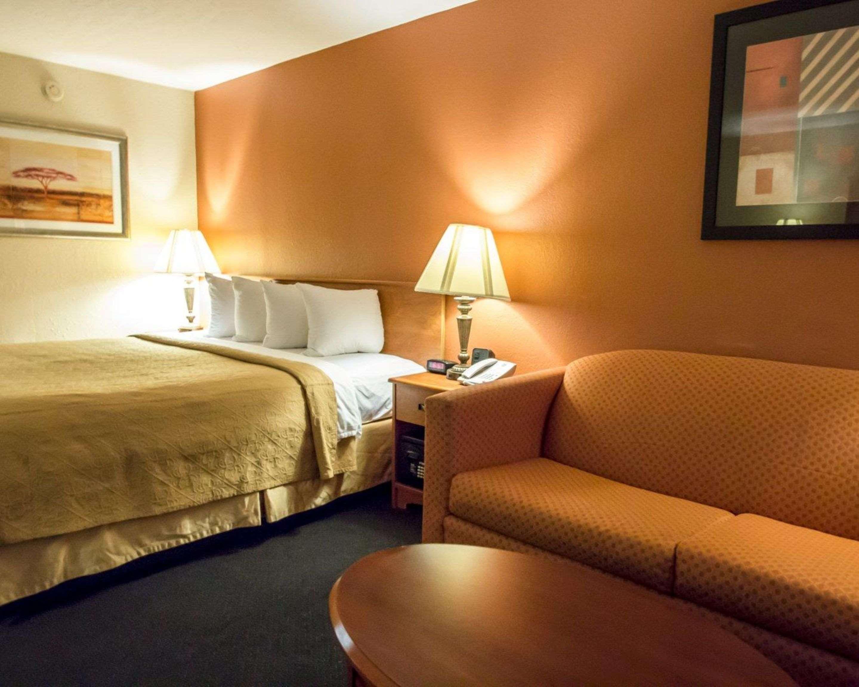 Quality Kennedy Space Center Inn 2*