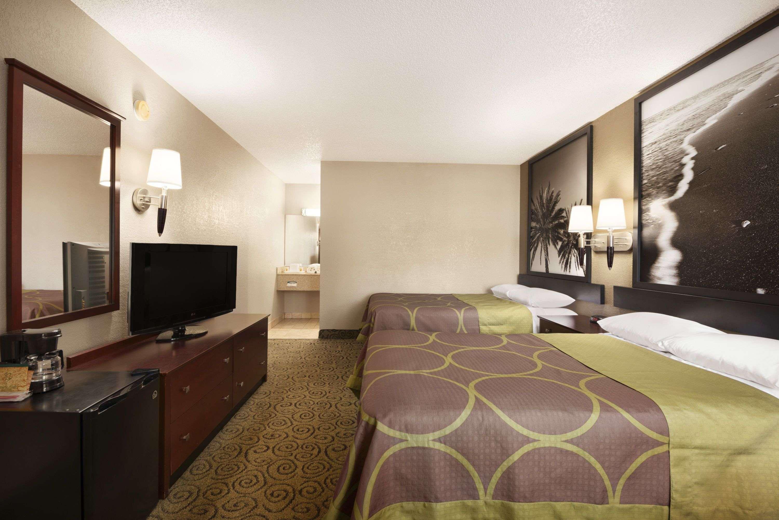 Hotel Super 8 By Wyndham Ormond 2*