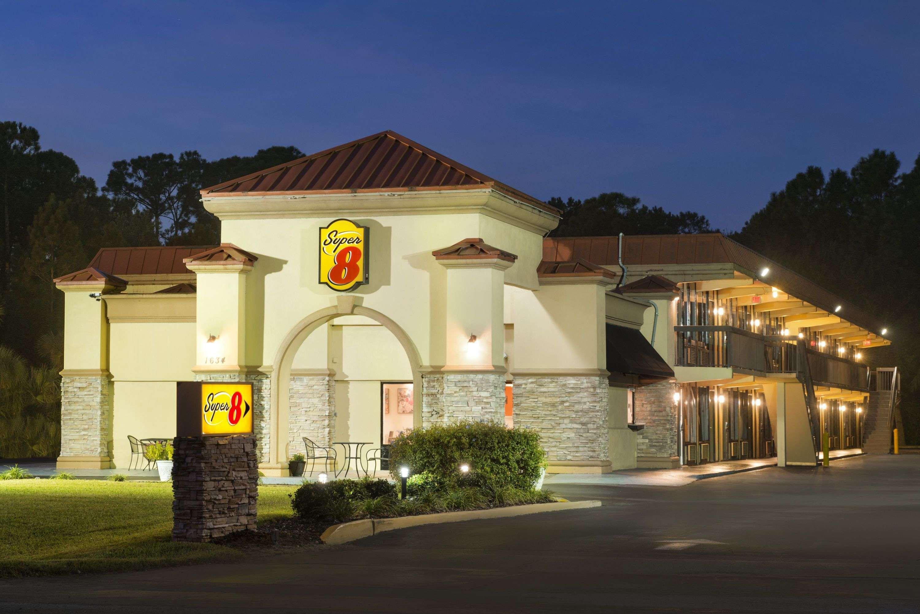Hotel Super 8 By Wyndham Ormond 2*