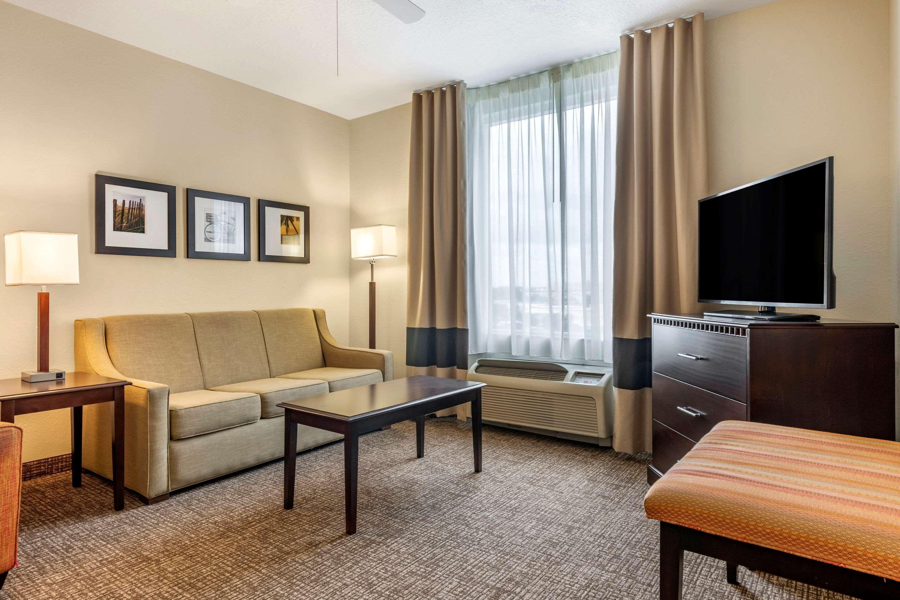 Hotel Comfort Maingate East 3*
