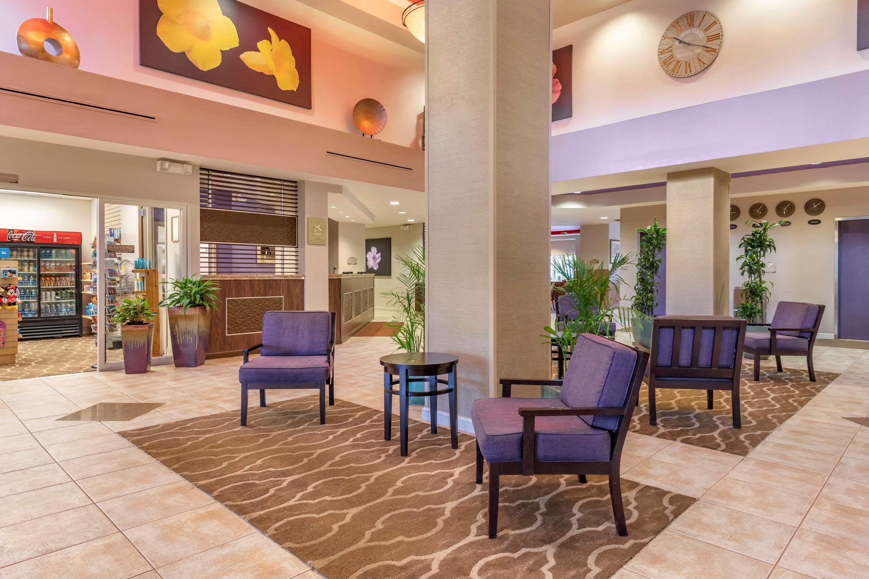 Comfort Maingate East Hotel Celebration