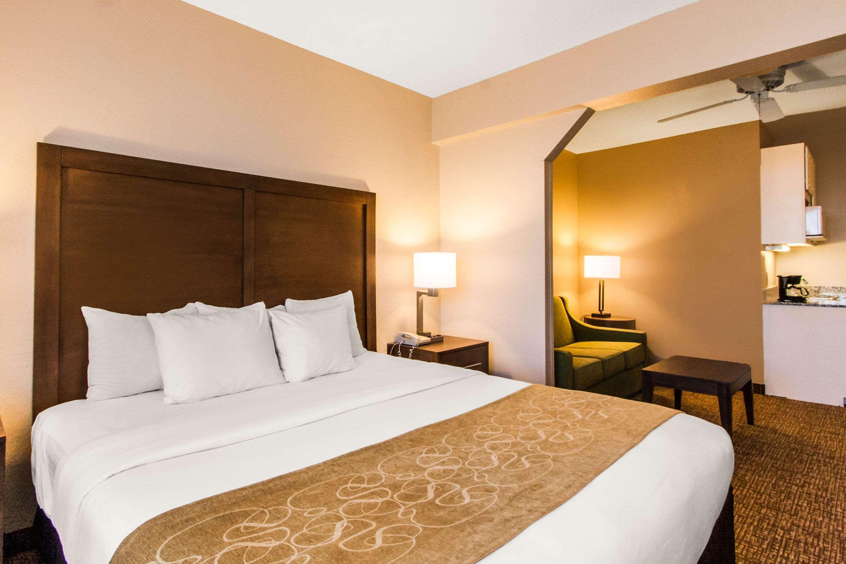 Comfort Maingate East 3*
