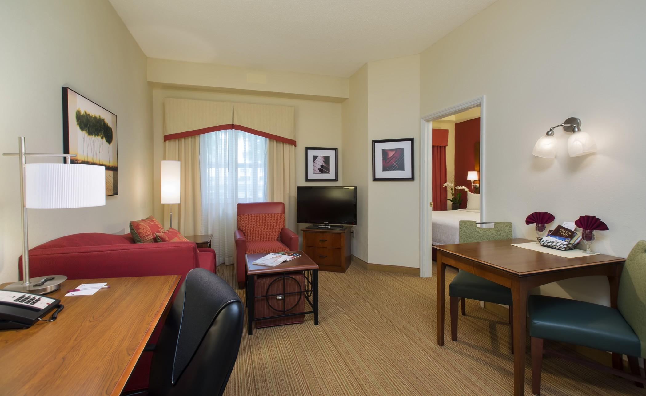 By Marriott Miami Mall 3* Aventura