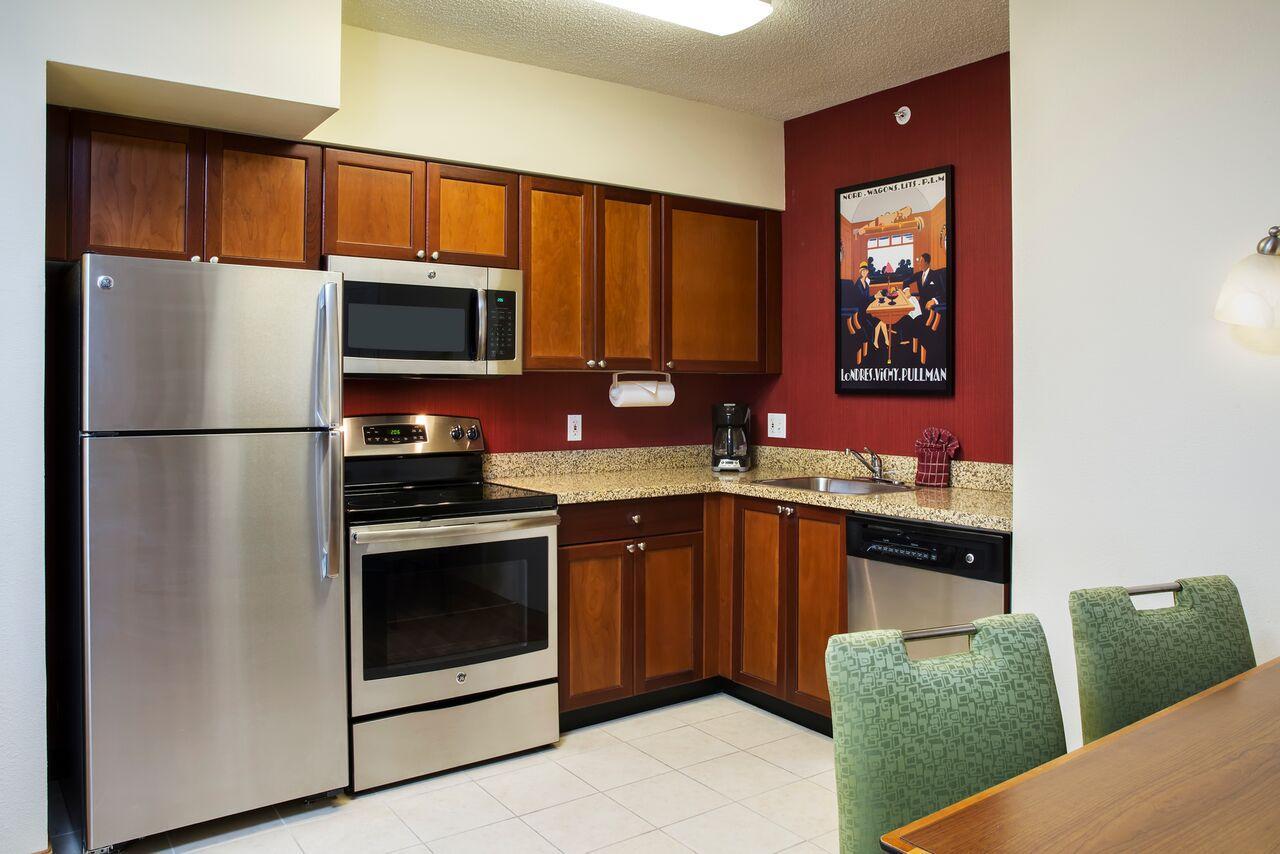 Hotel By Marriott Miami Mall 3*