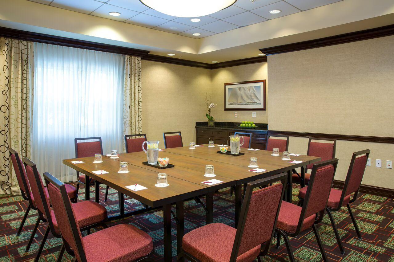 Hotel By Marriott Miami Mall