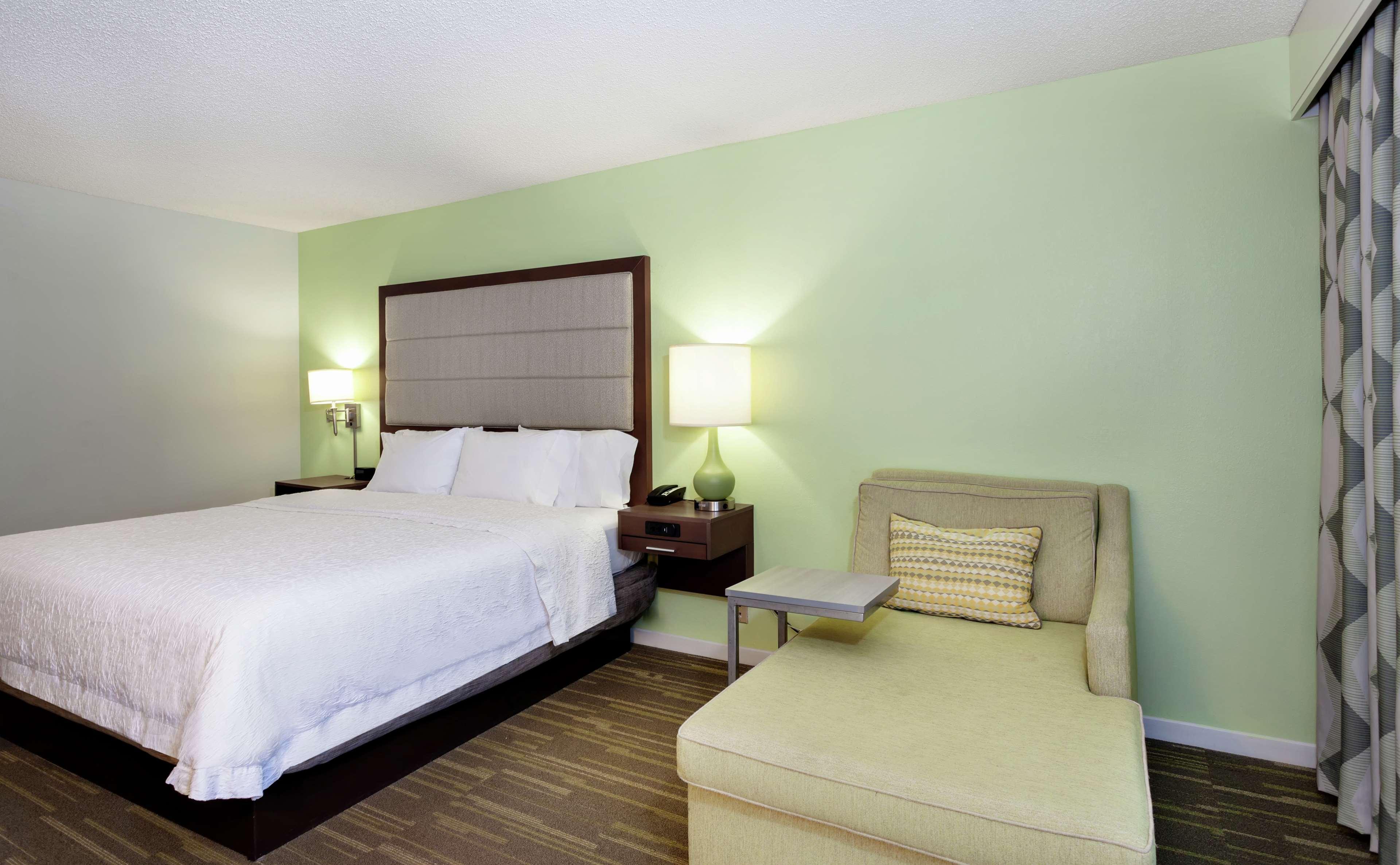 Hotel Hampton