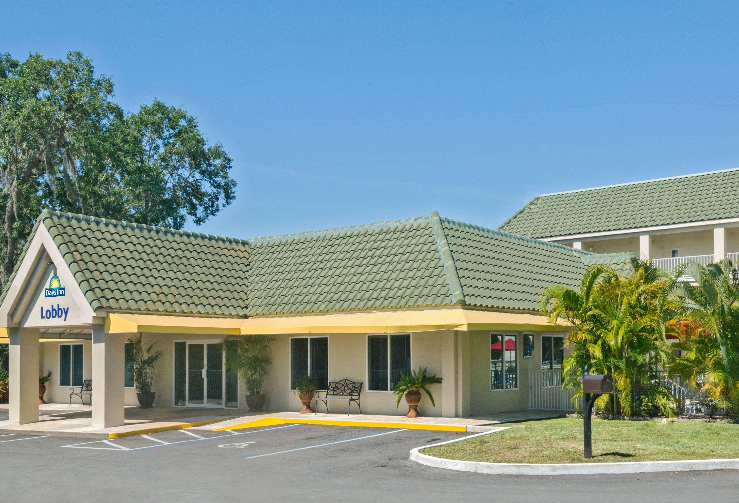 Hotel Days By Wyndham Town Center 3*