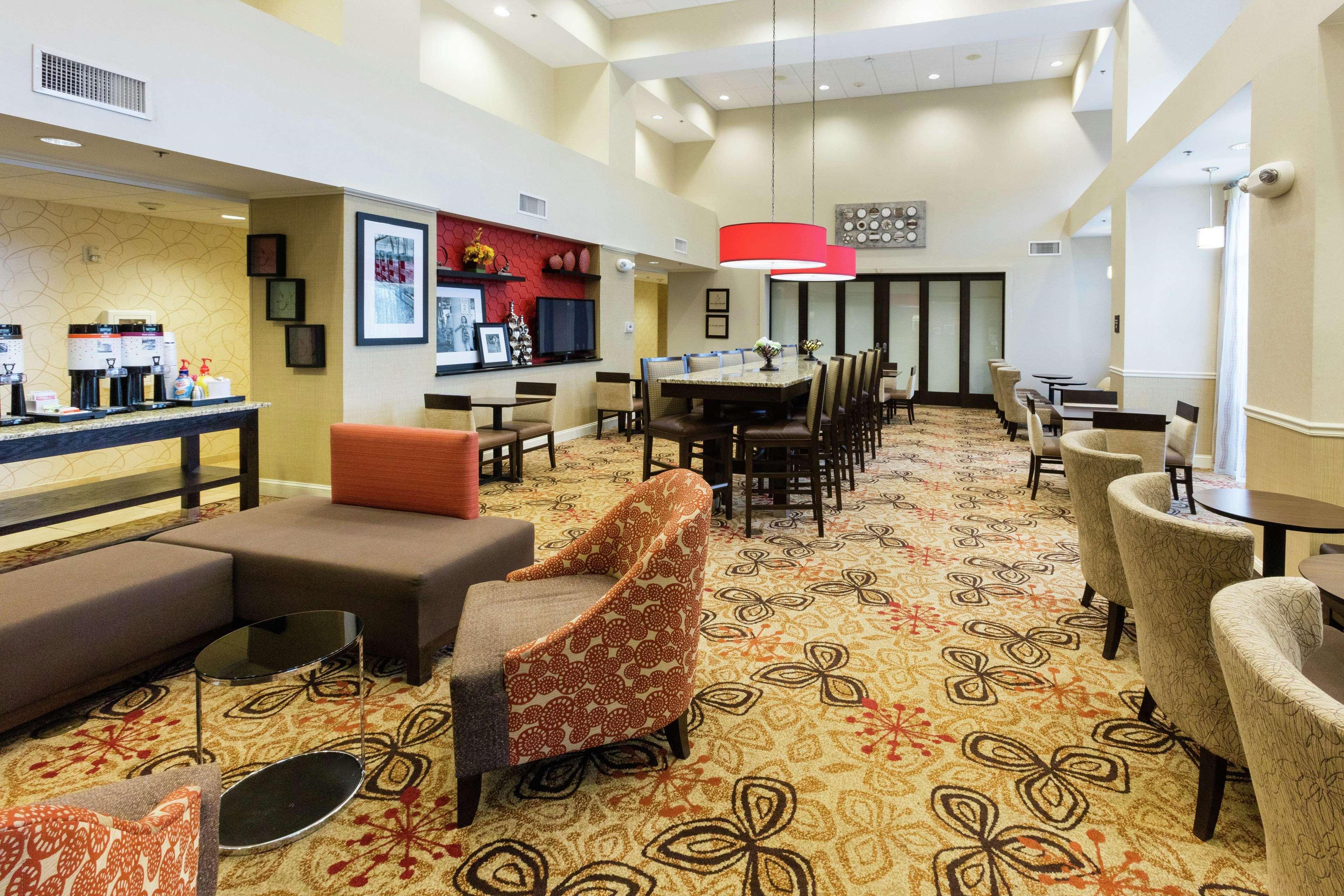 Hotel Hampton & Jacksonville-airport 3*