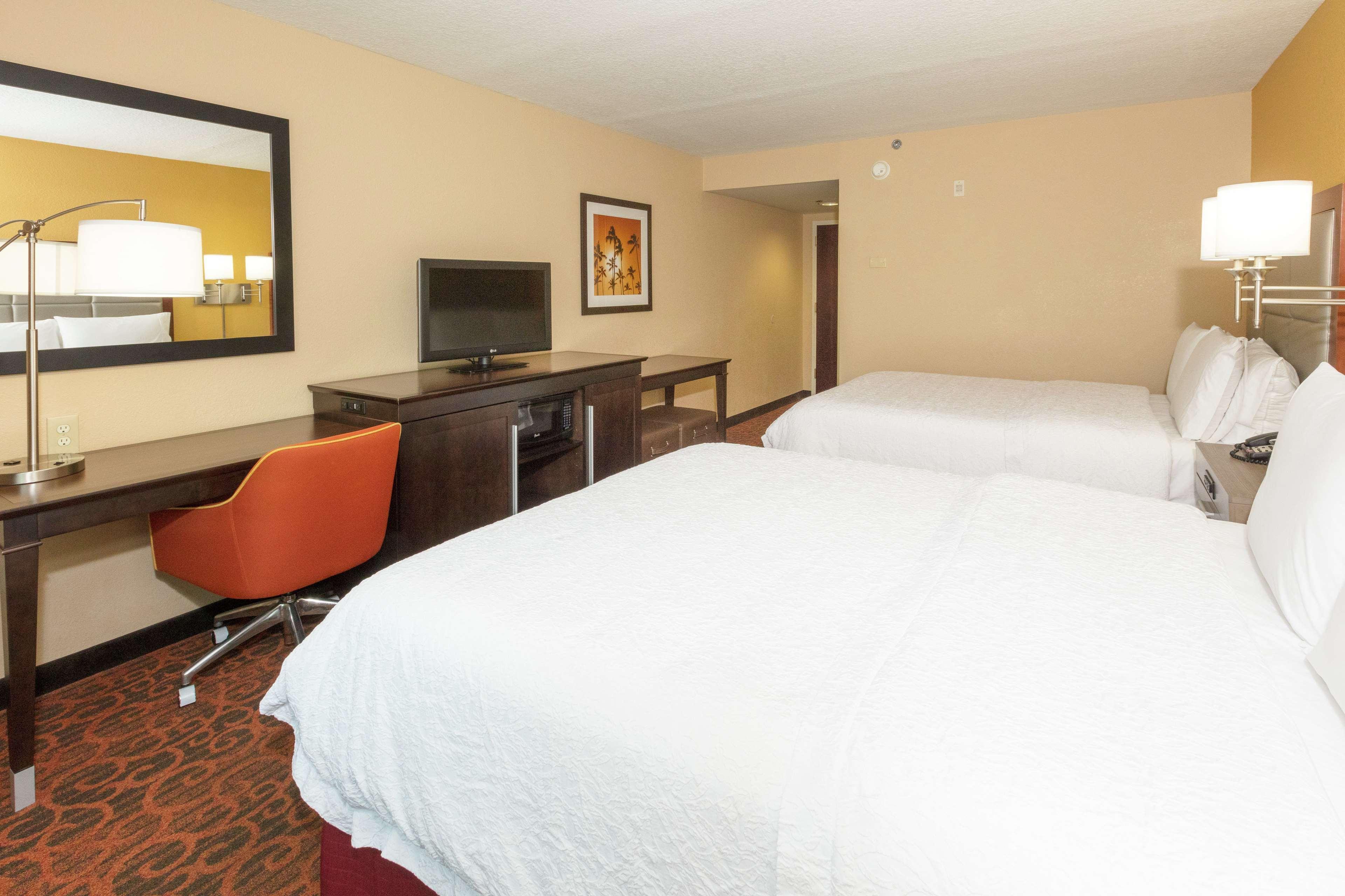 Hampton & Jacksonville-airport Hotel