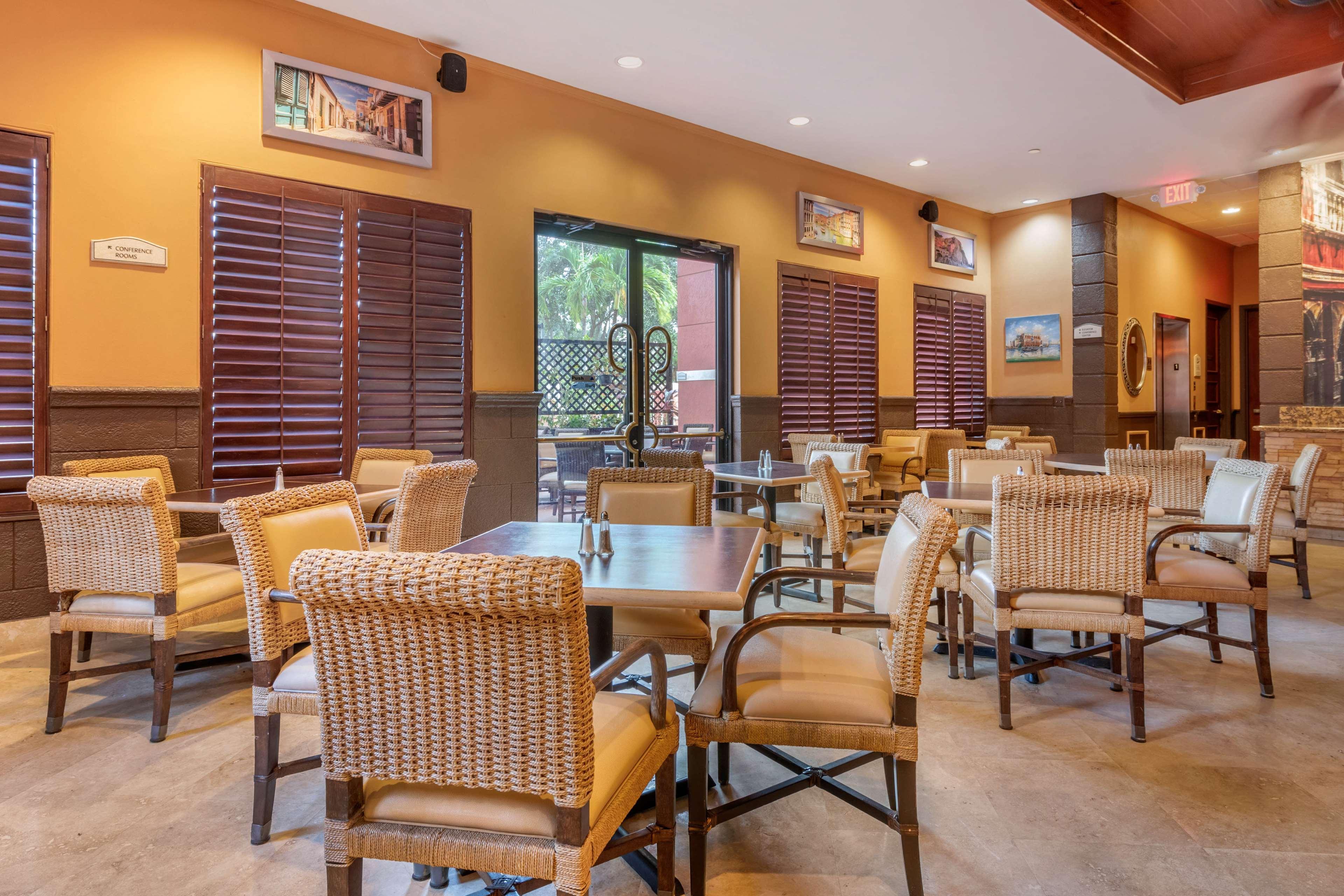 Hotel Western Palm Gardens & And Conference Ct 3*