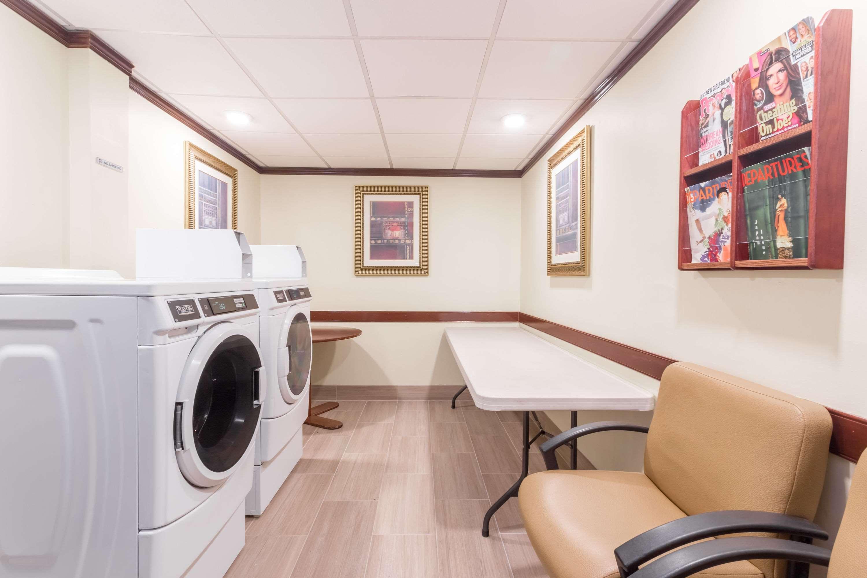 Hotel Wingate By Wyndham, Universal - Free Theme Park Shuttle Orlando