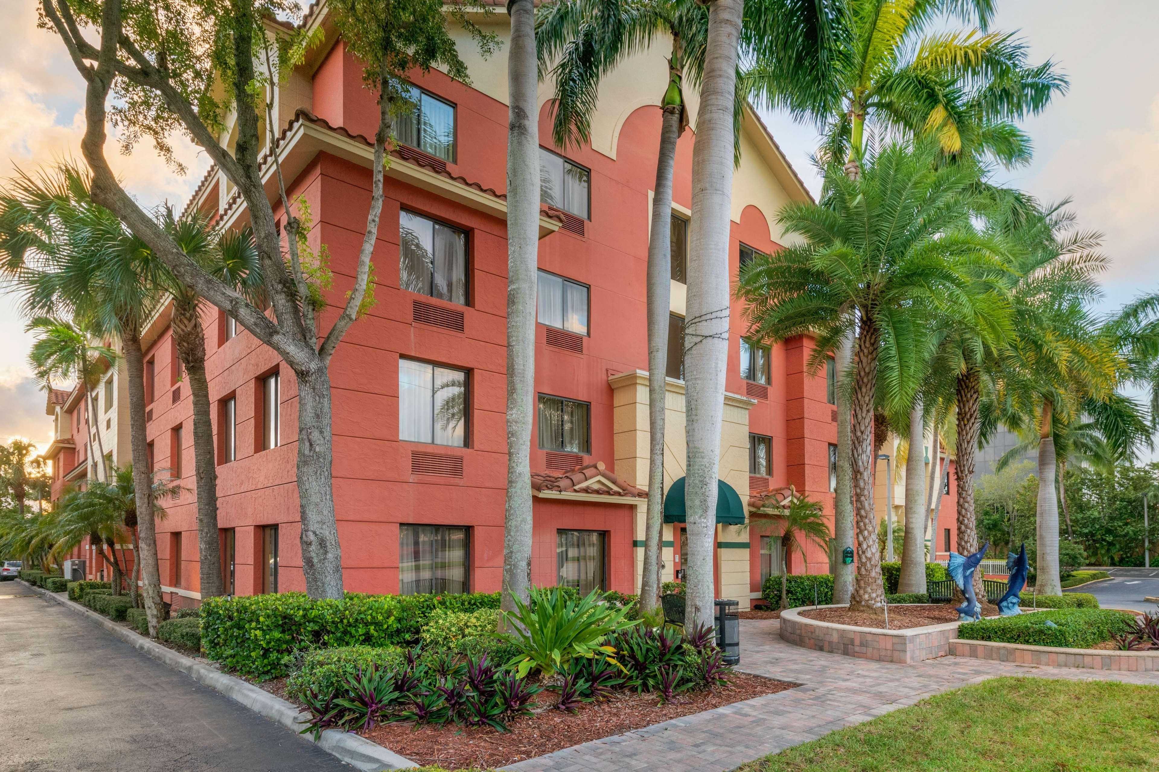 Western Palm Gardens & And Conference Ct 3*