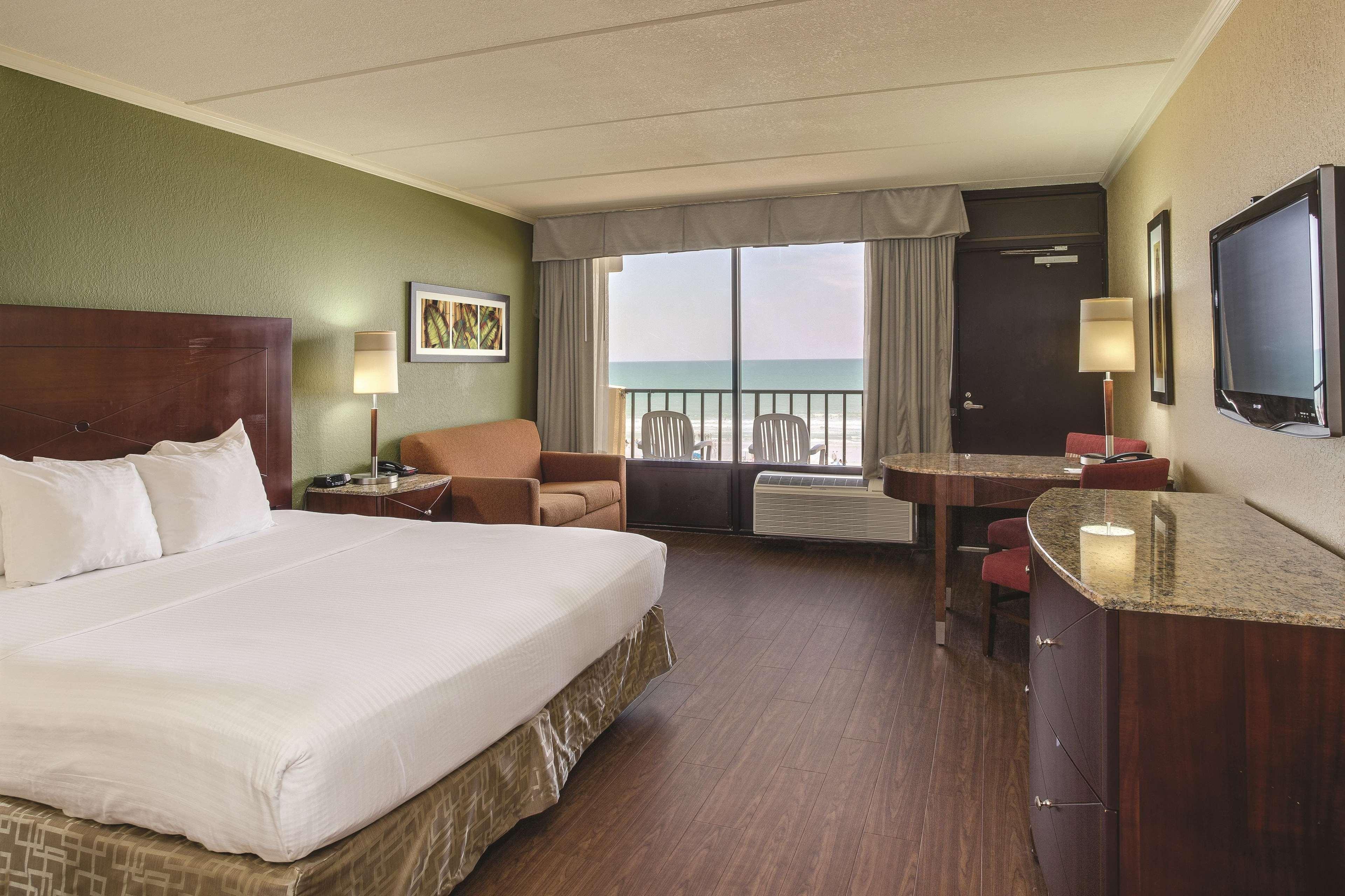La Quinta By Wyndham Cocoa Oceanfront Hotel Cocoa Beach