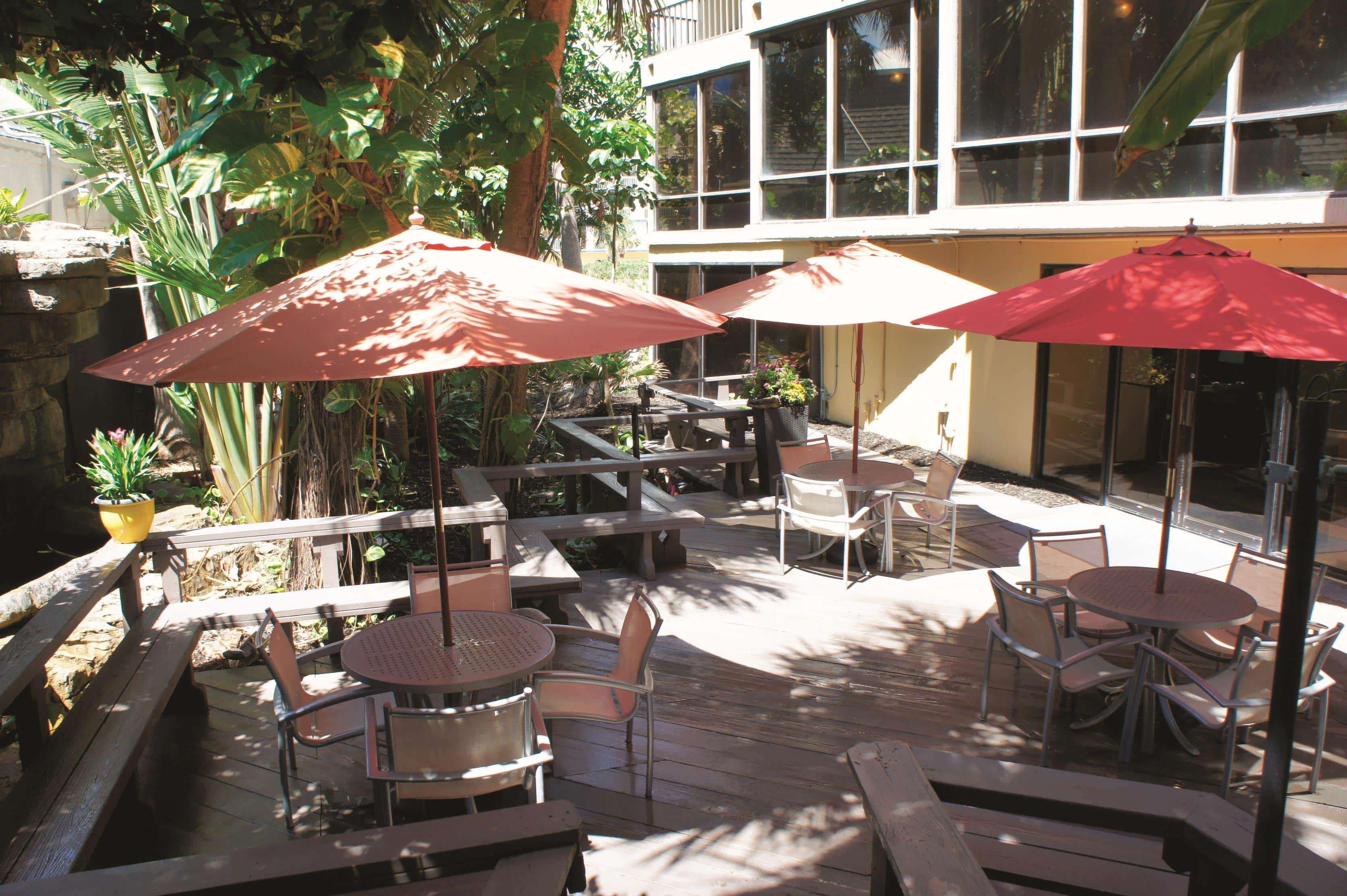 Hotel La Quinta By Wyndham Cocoa Oceanfront 3*