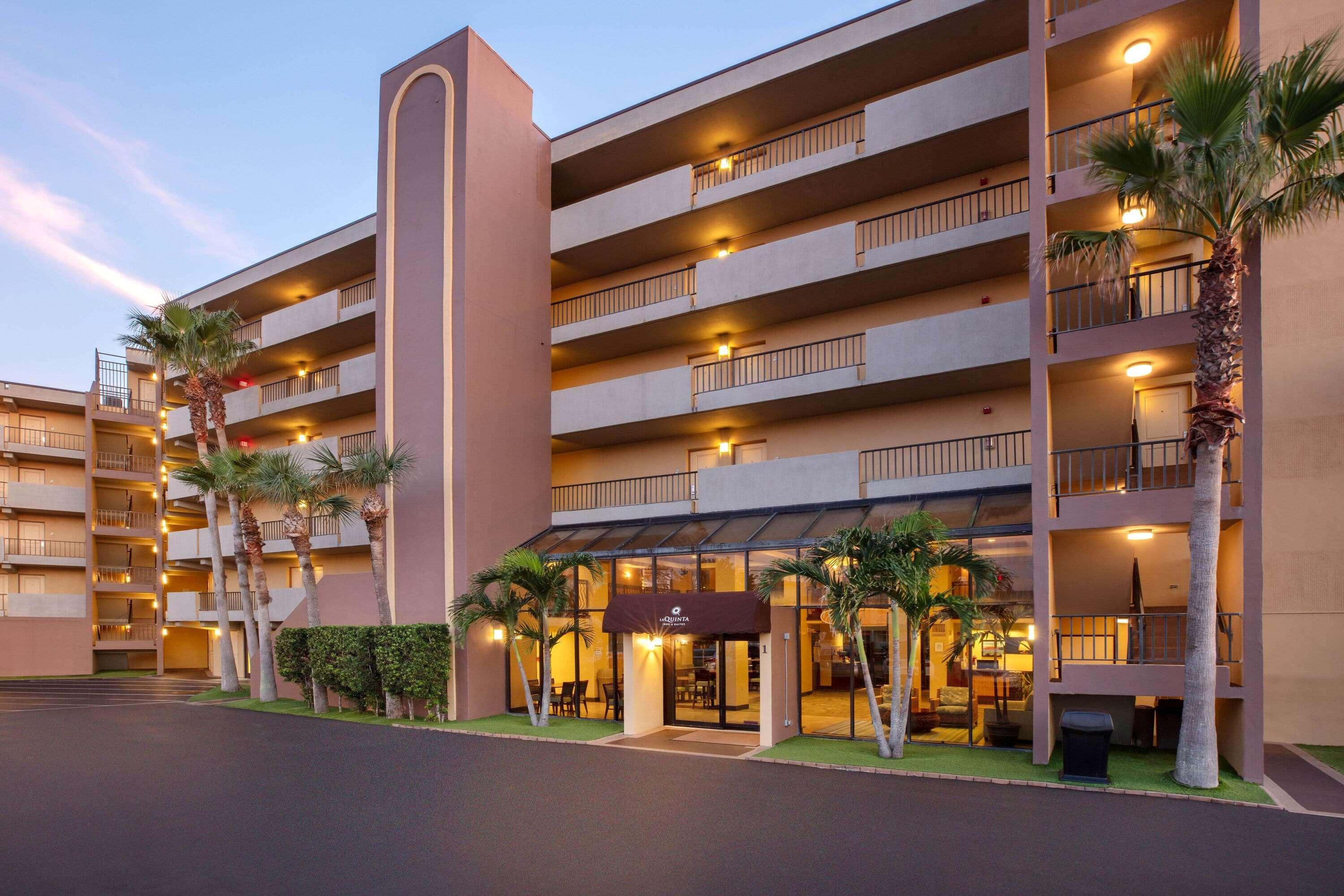 Hotel La Quinta By Wyndham Cocoa Oceanfront 3*