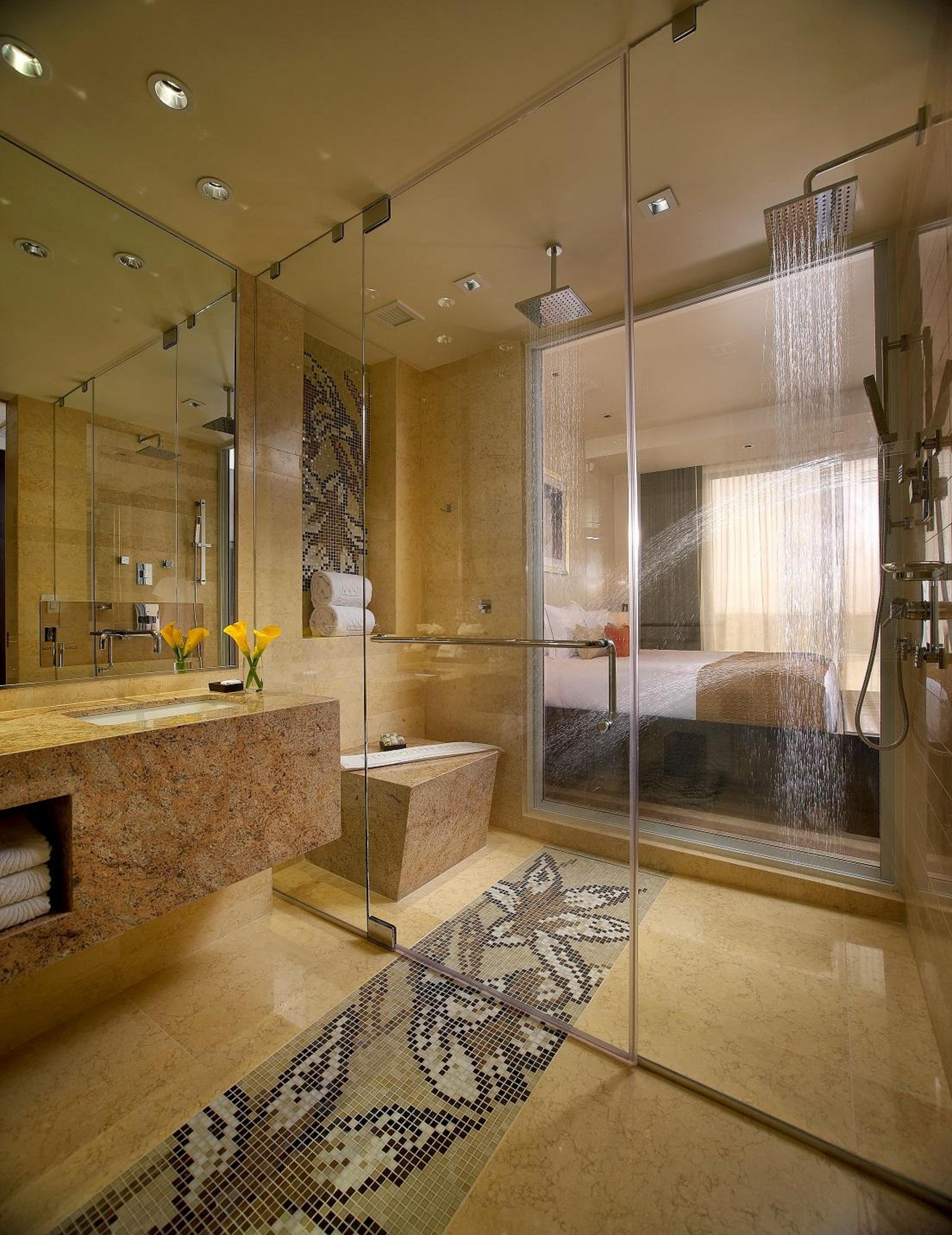 Eb Miami Airport Hotel 4*