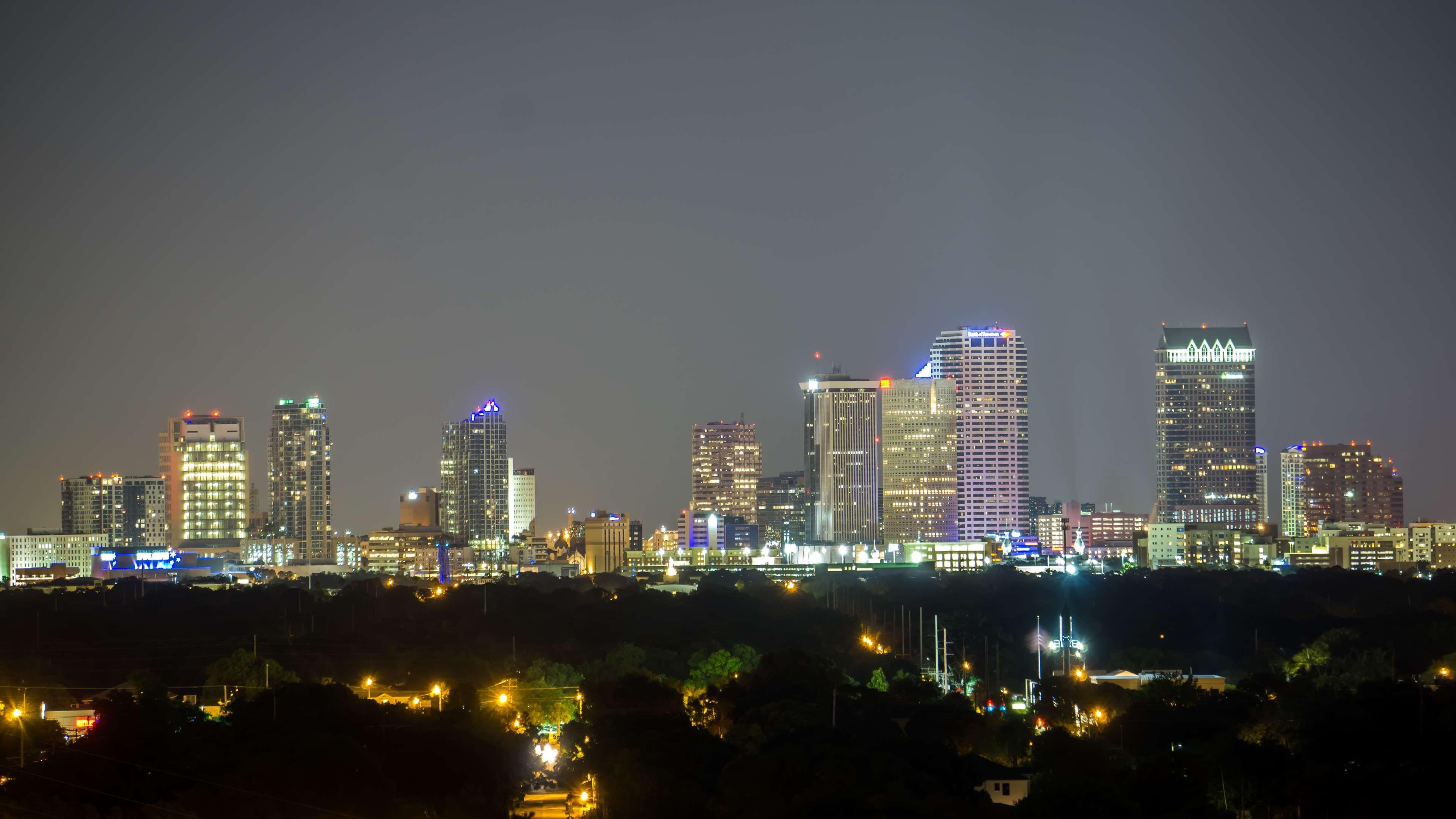 Hotel Embassy By Hilton Airport Westshore Tampa