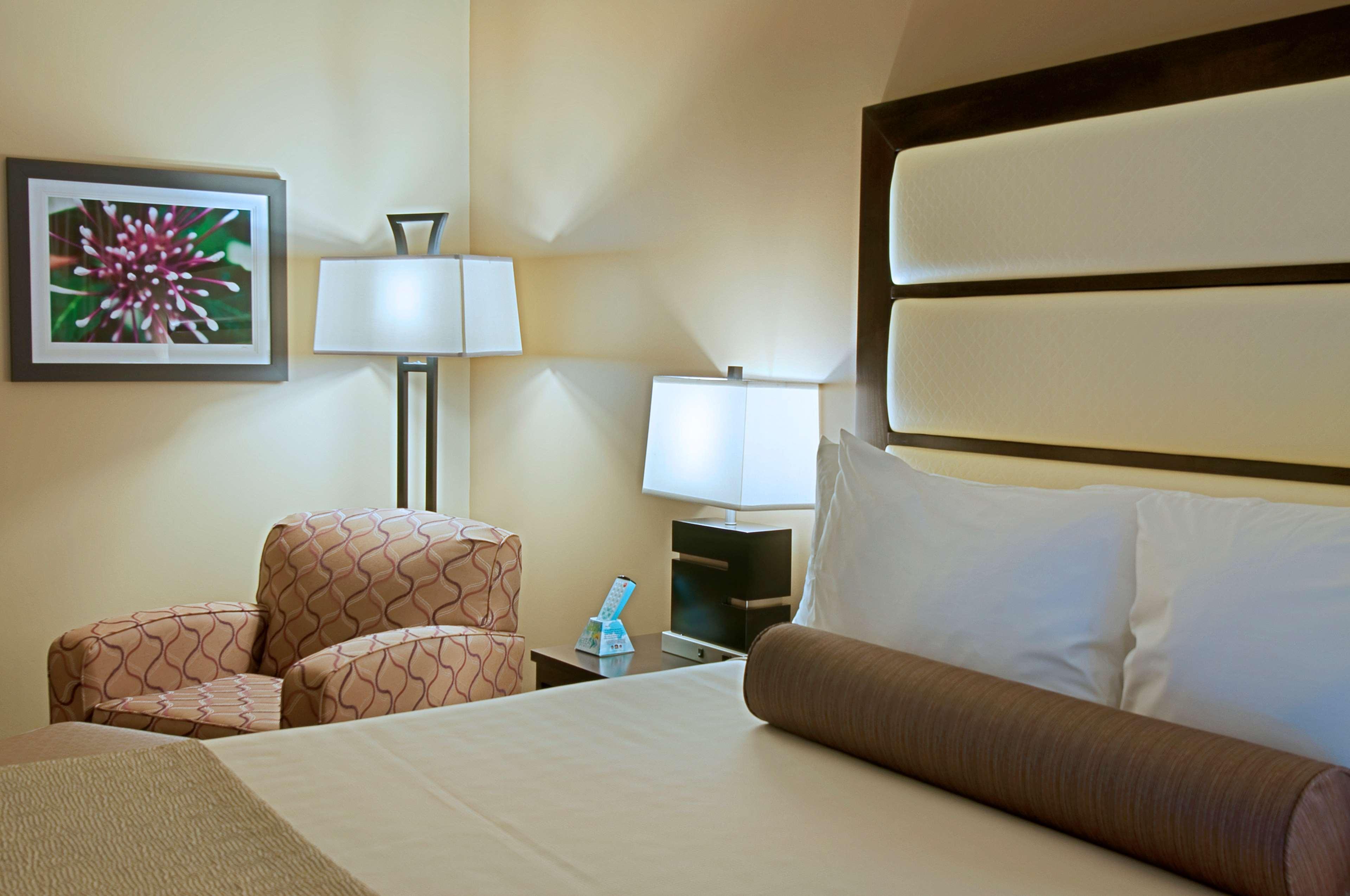Western Miami Airport North & Hotel Miami Springs