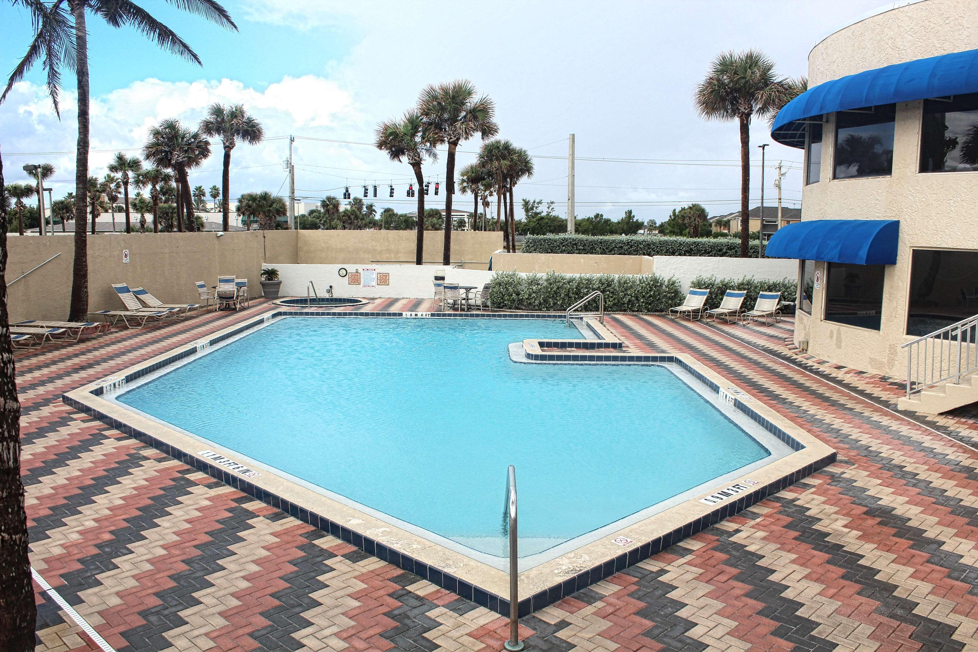 Radisson Oceanfront