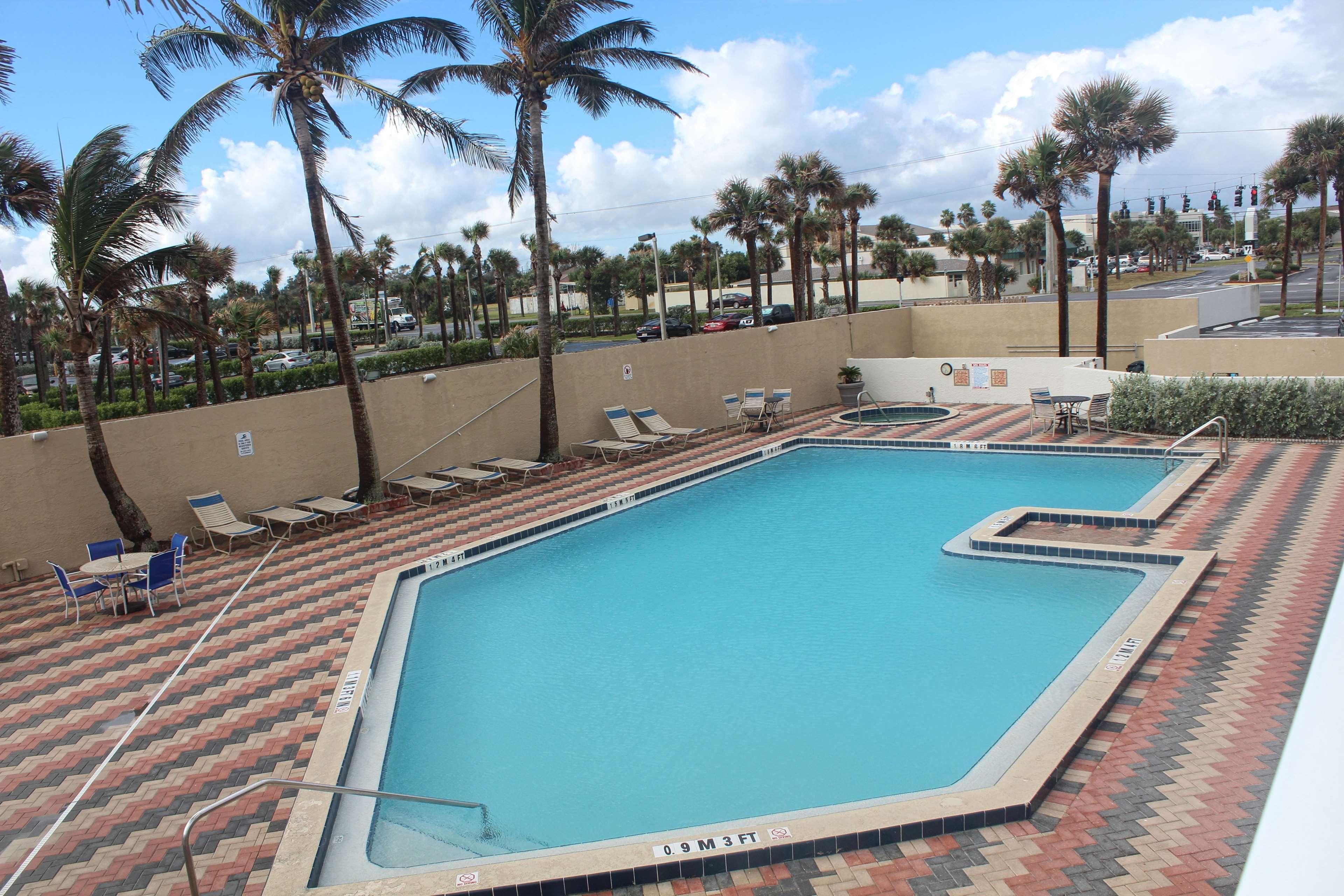 Radisson Oceanfront