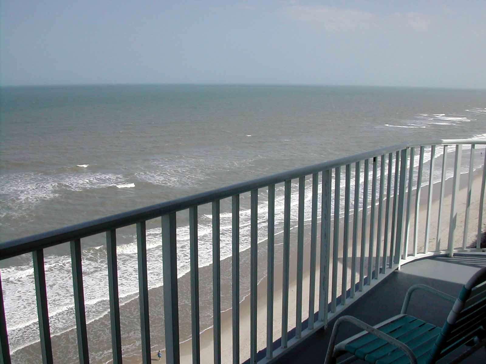 Radisson Oceanfront 3*