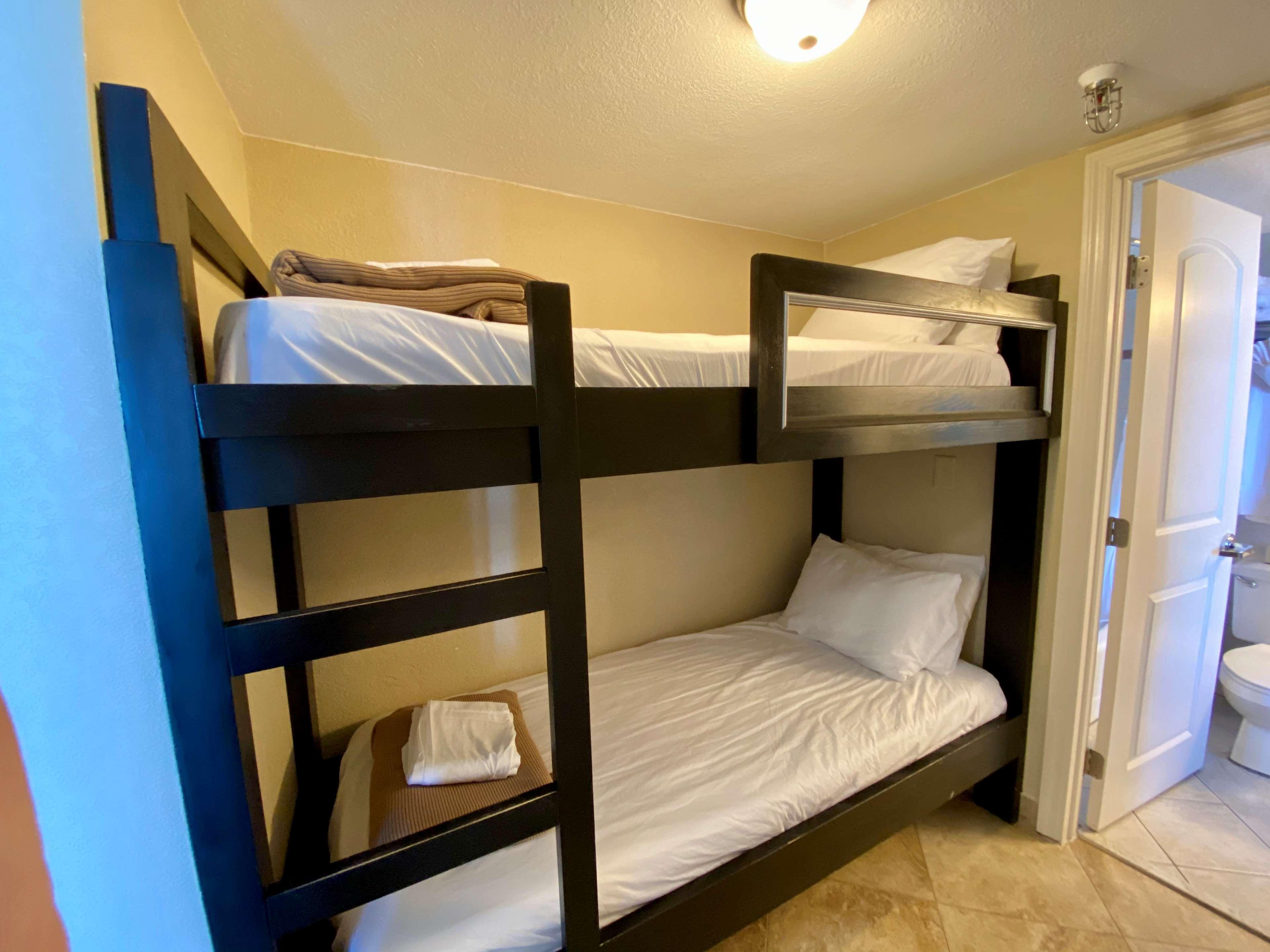 Radisson Oceanfront 3*