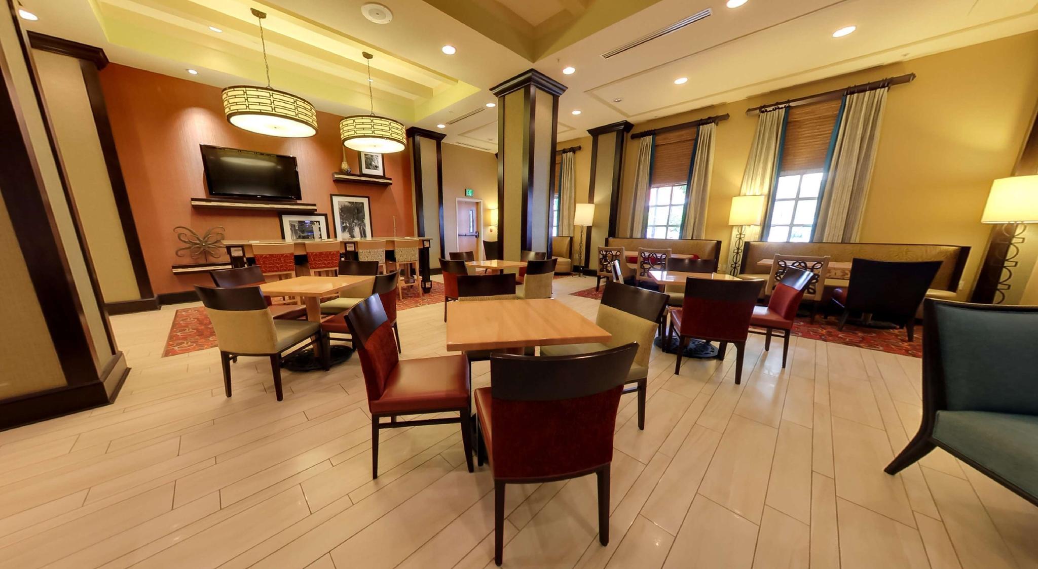 Hotel Hampton & St. Petersburg/downtown 3*