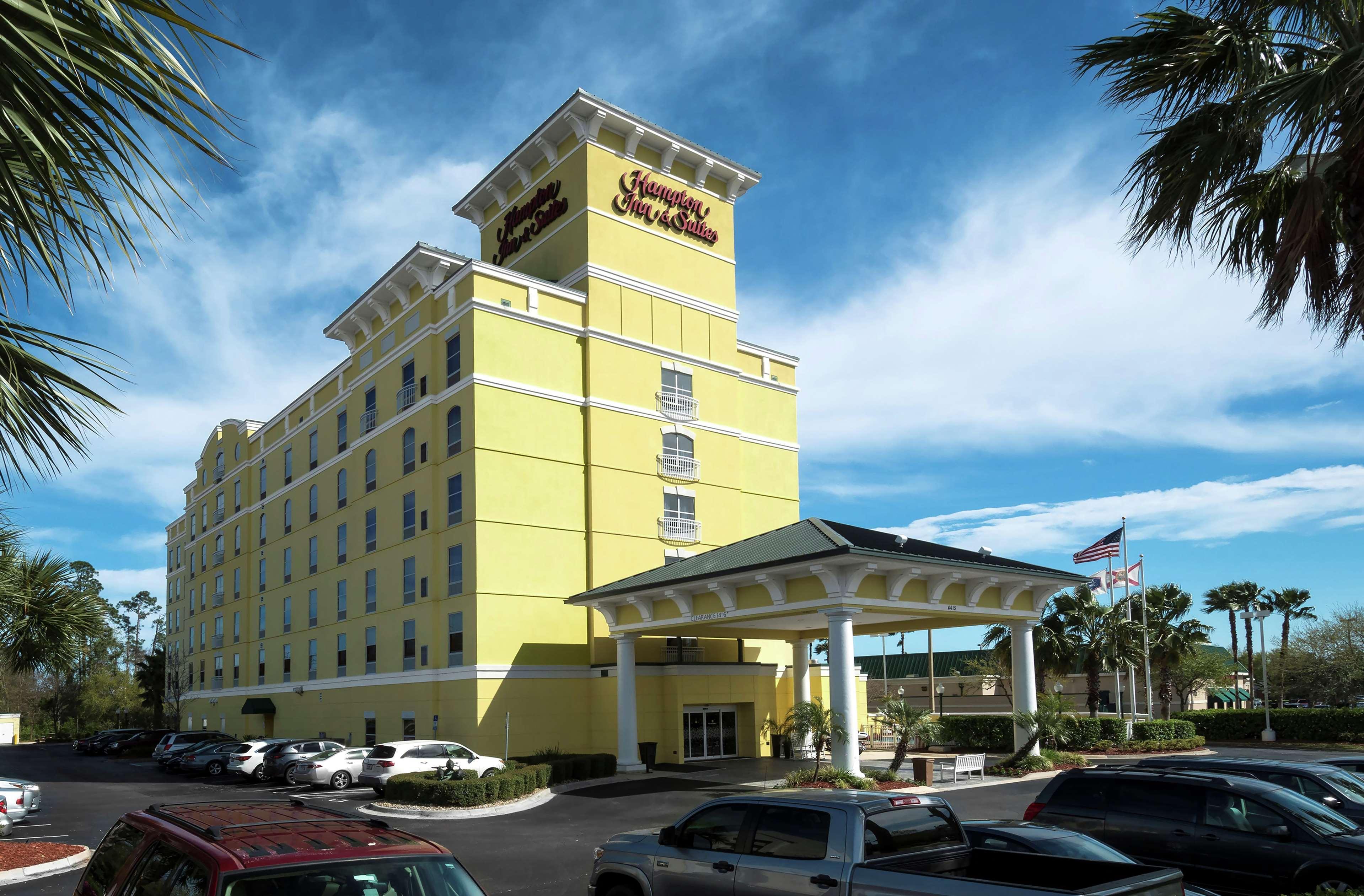 Hotel Hampton & Deerwood Park 3*