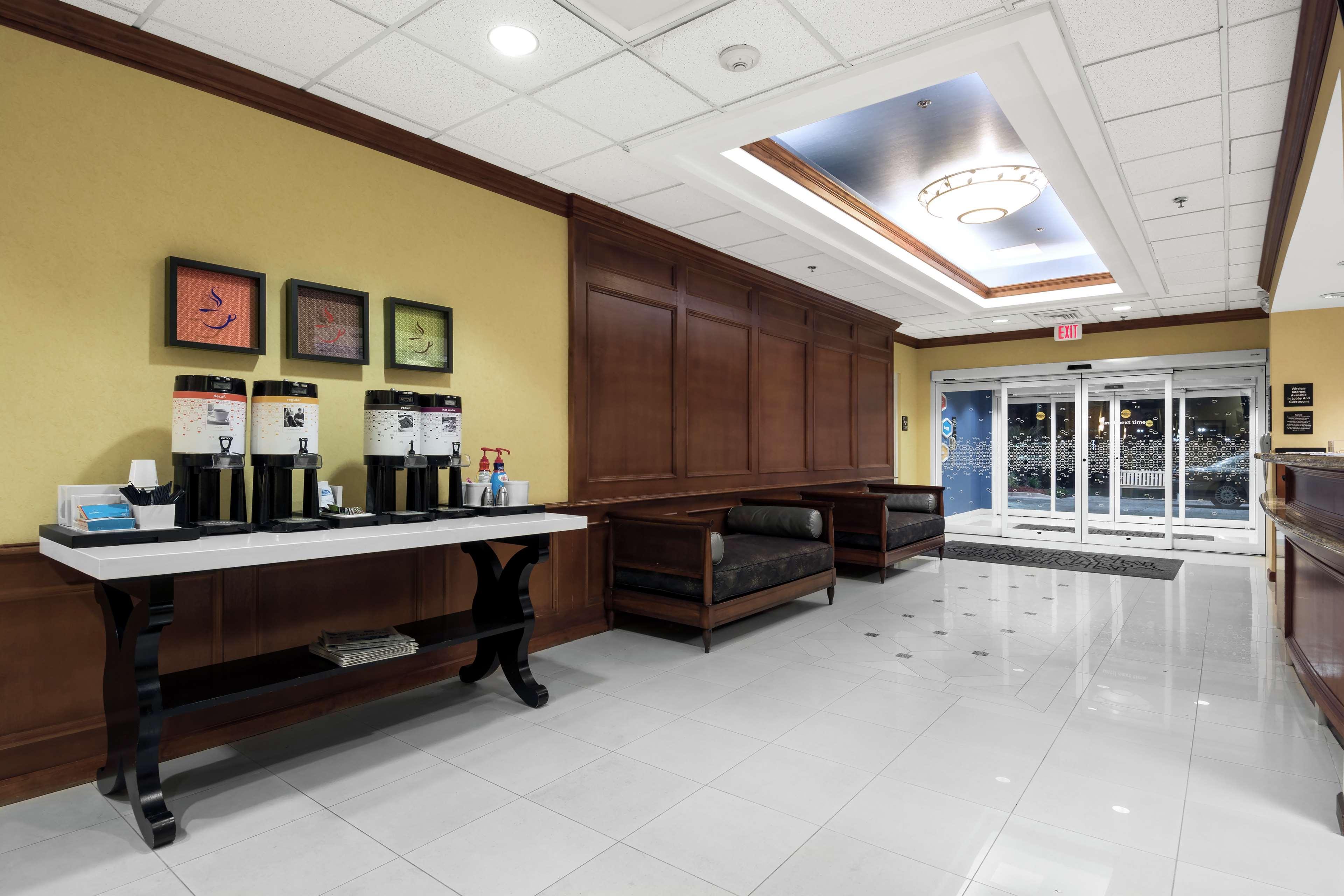Hotel Hampton & Deerwood Park Jacksonville